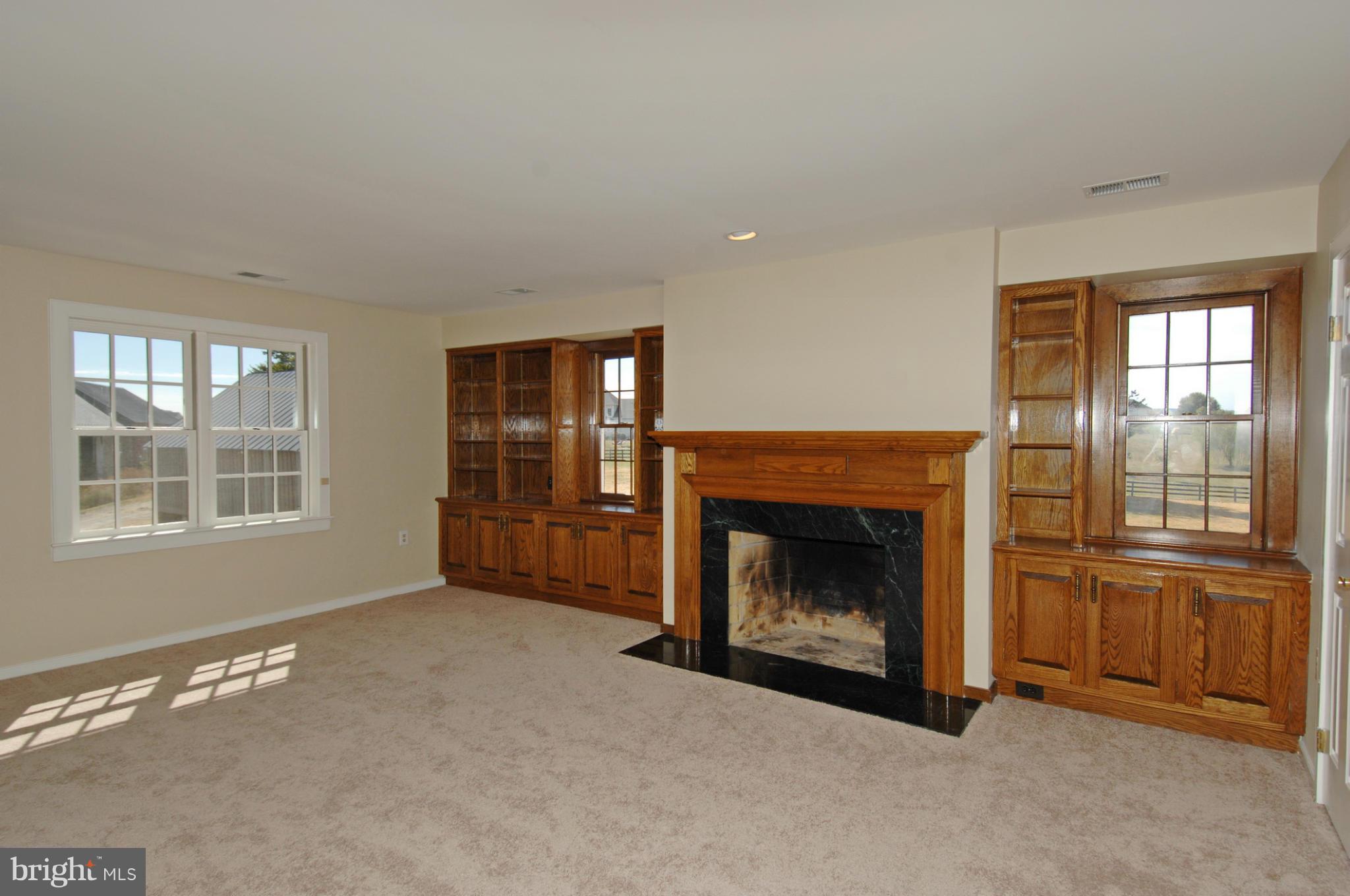 WRIGHT FARM - Residential