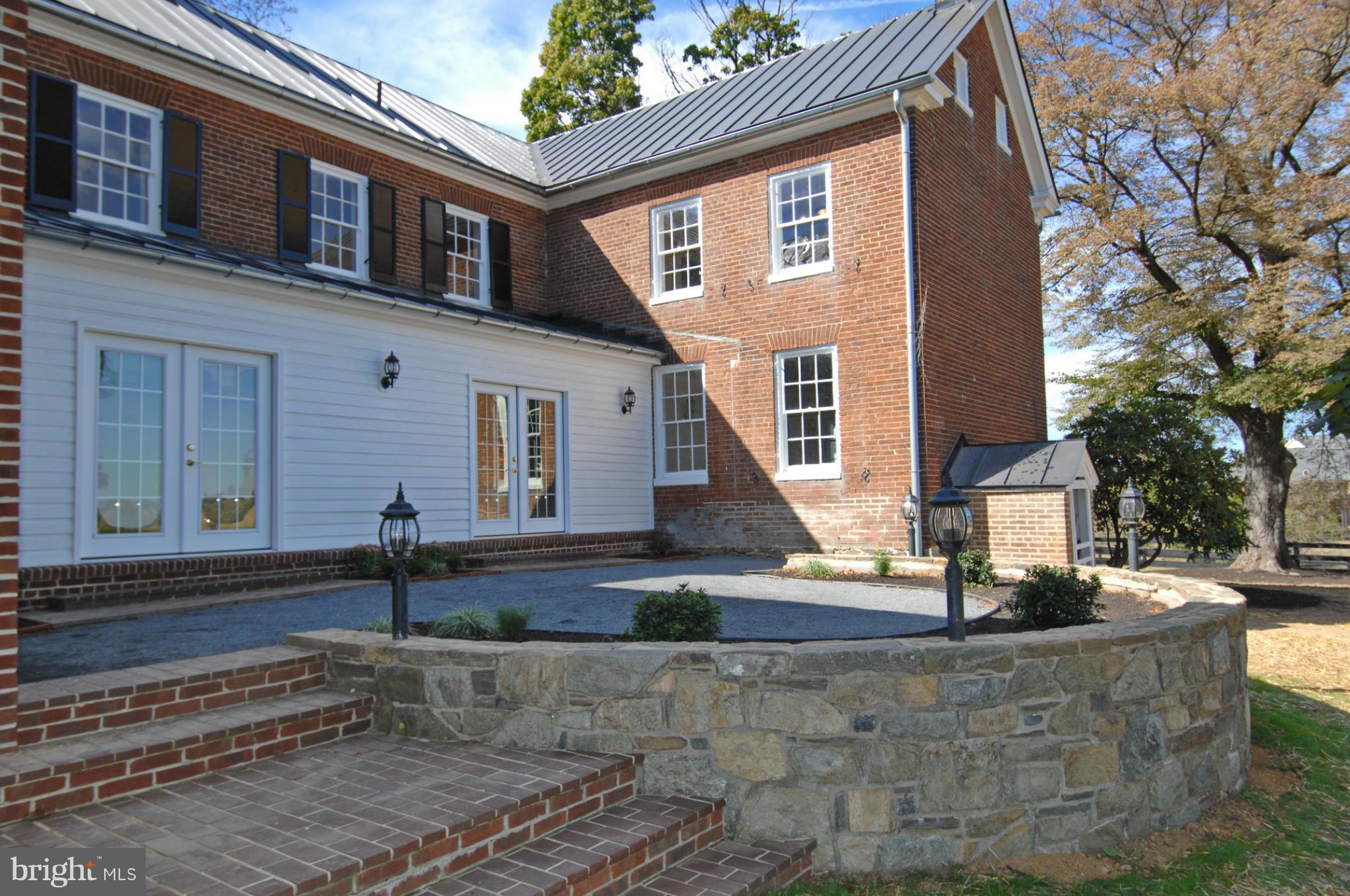 WRIGHT FARM - Residential