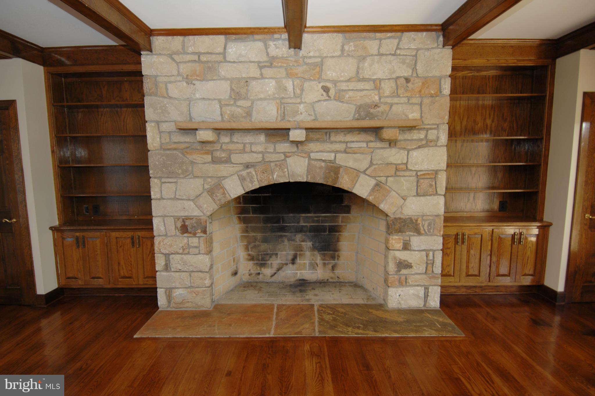 WRIGHT FARM - Residential