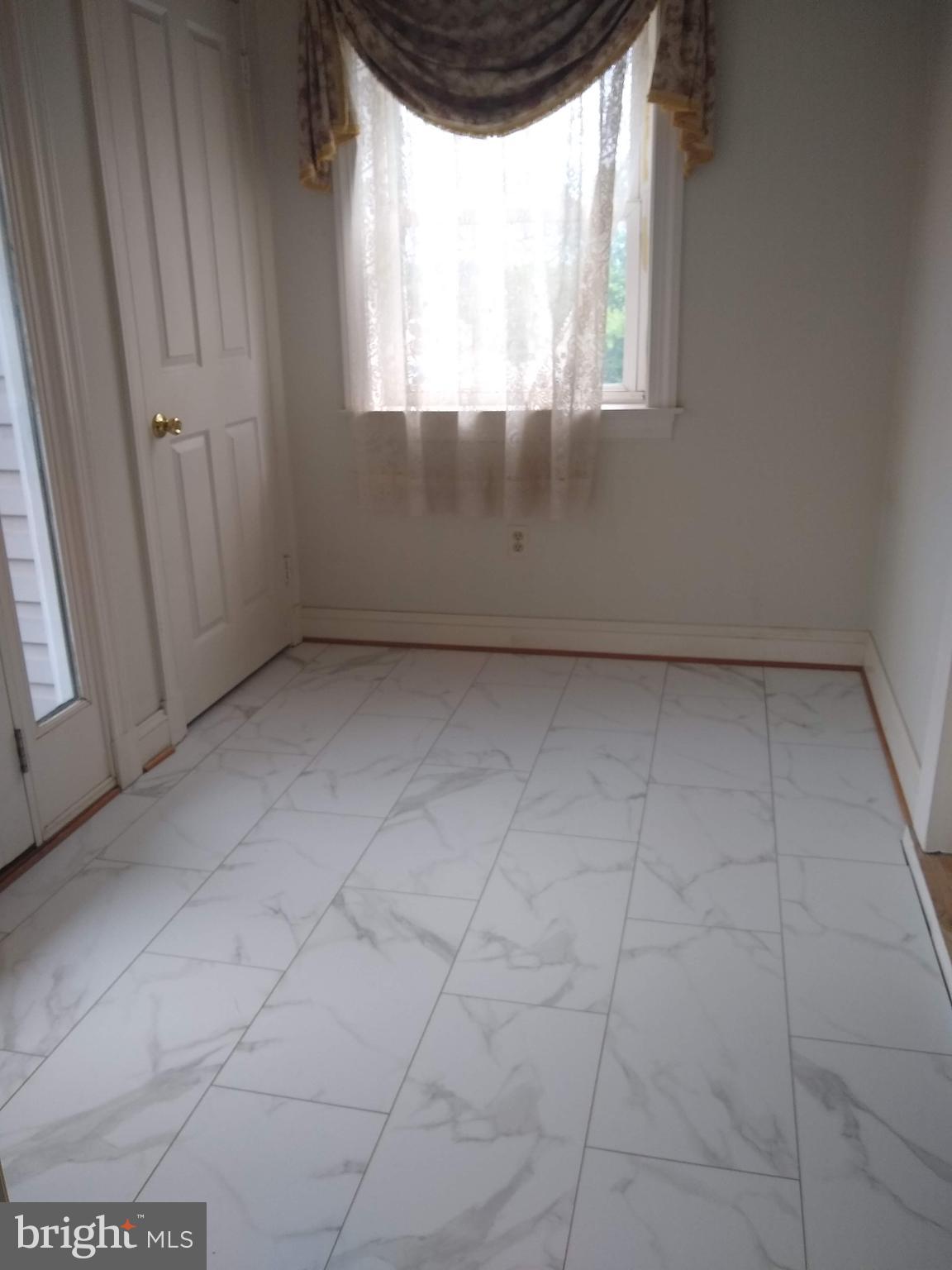 CALIFORNIA GROVE - Commercial Sale