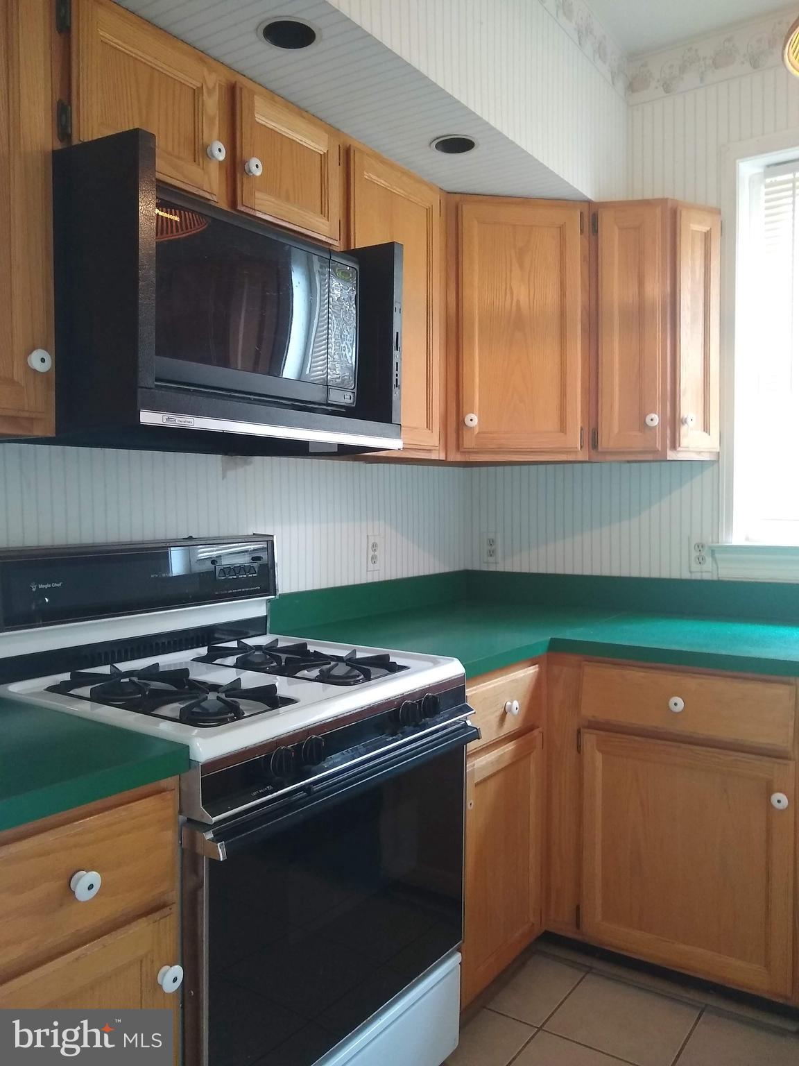 CALIFORNIA GROVE - Commercial Sale