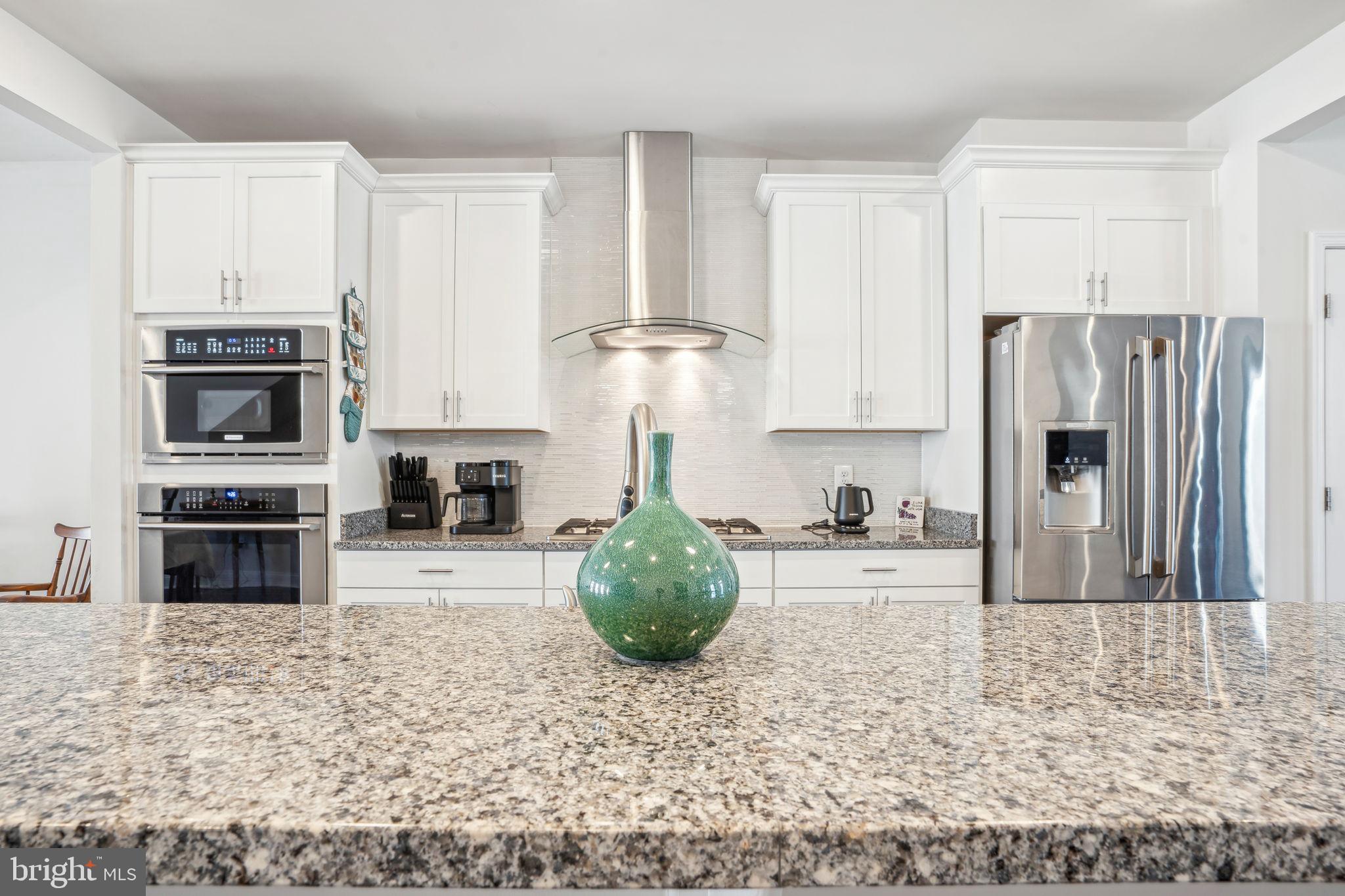 OXFORD SQUARE - Residential