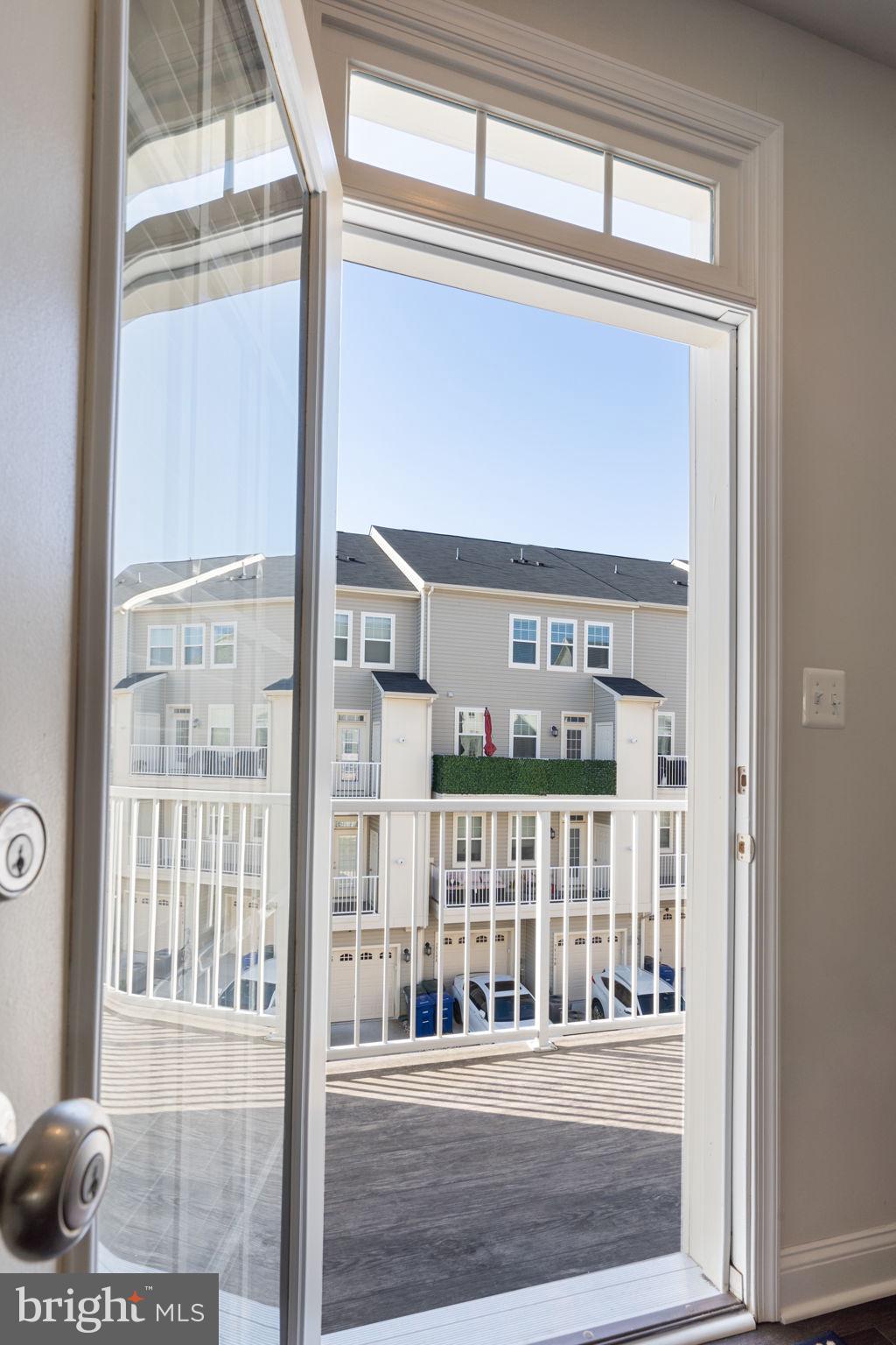 OXFORD SQUARE - Residential