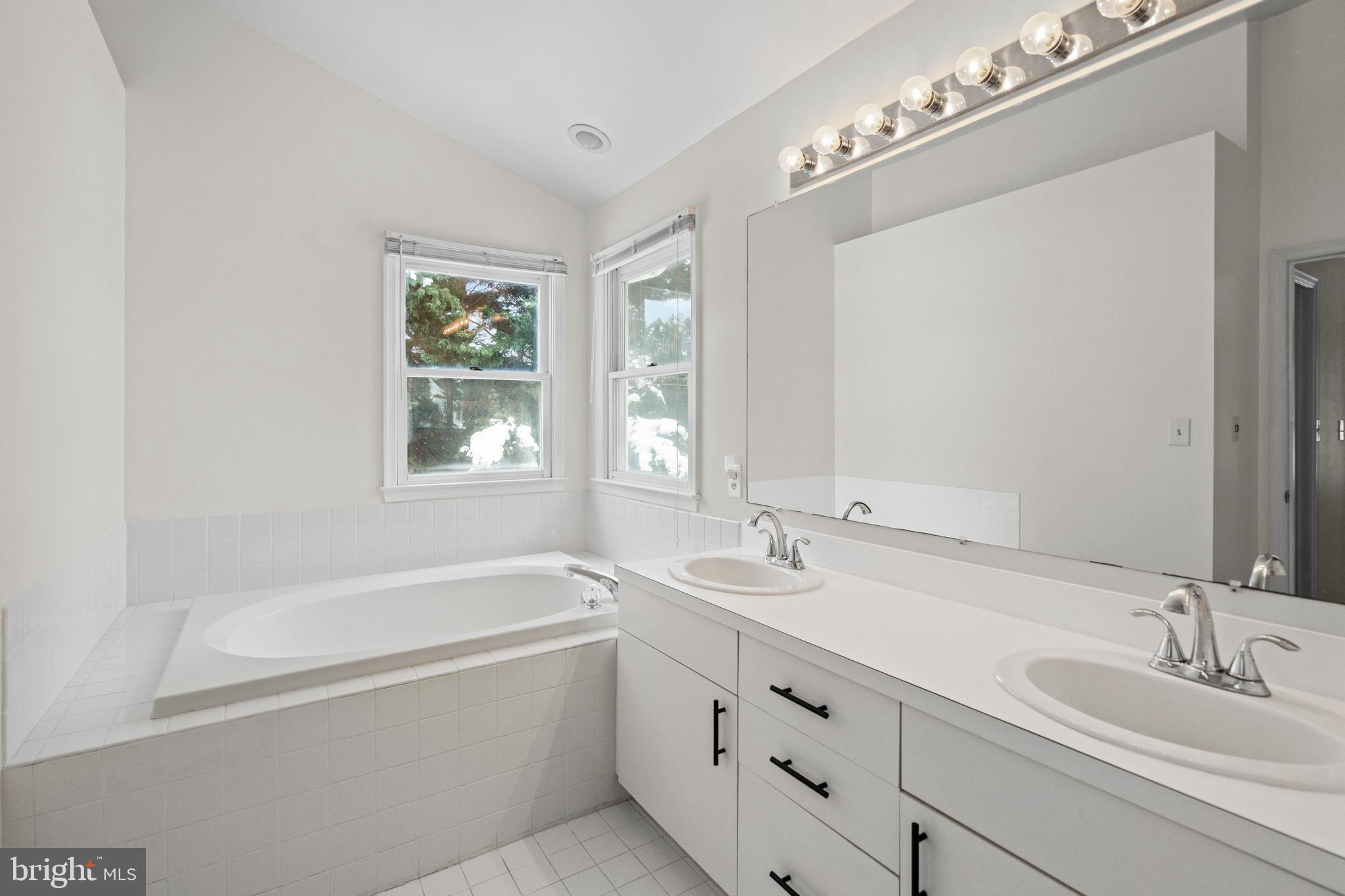 WORTHINGTON PARK - Residential