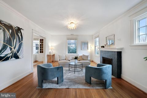 3113 44TH STREET NW WASHINGTON DC 20016
