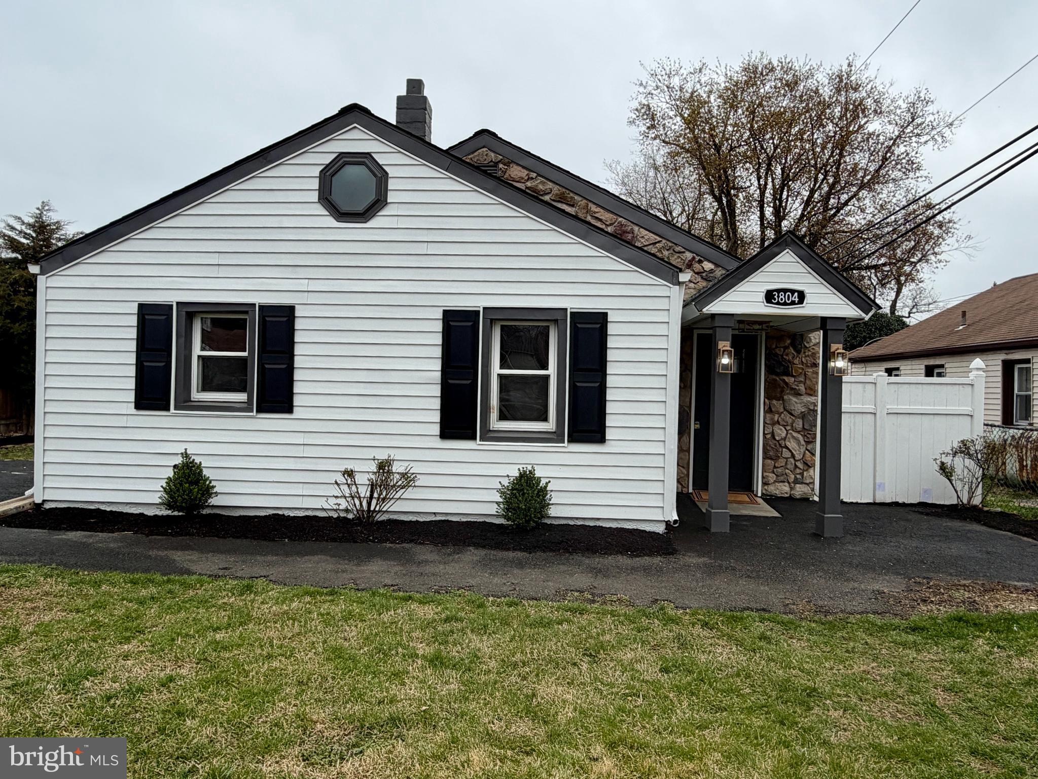 WINDER VIL - Residential