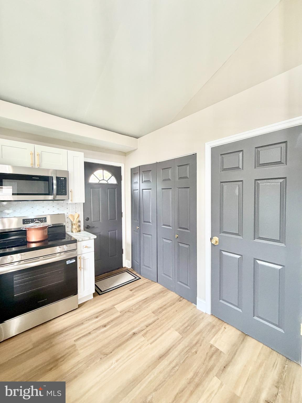 WINDER VIL - Residential