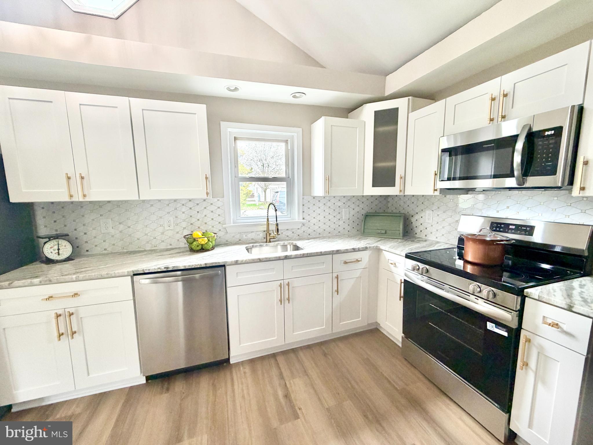 WINDER VIL - Residential