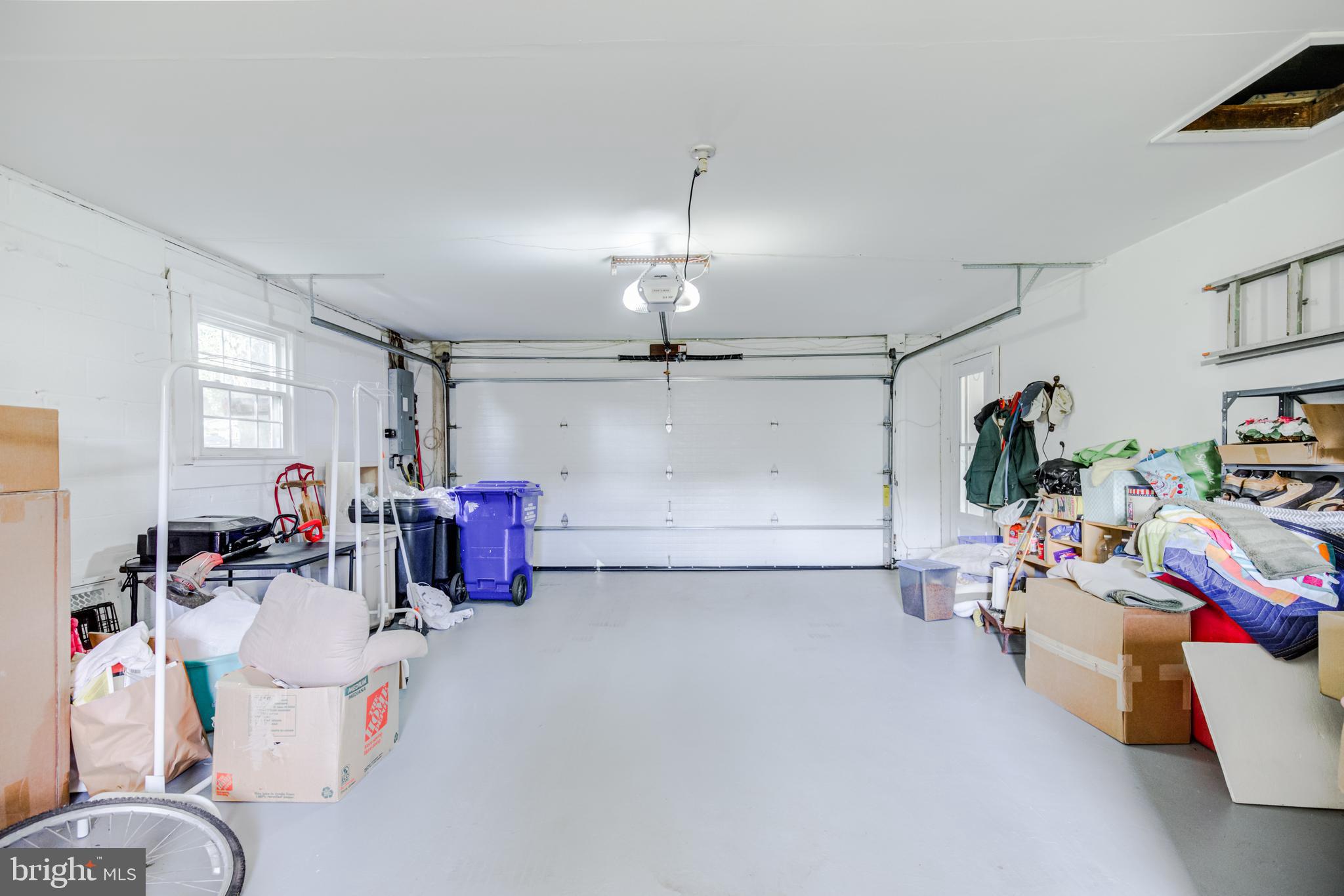 STONEGATE - Residential