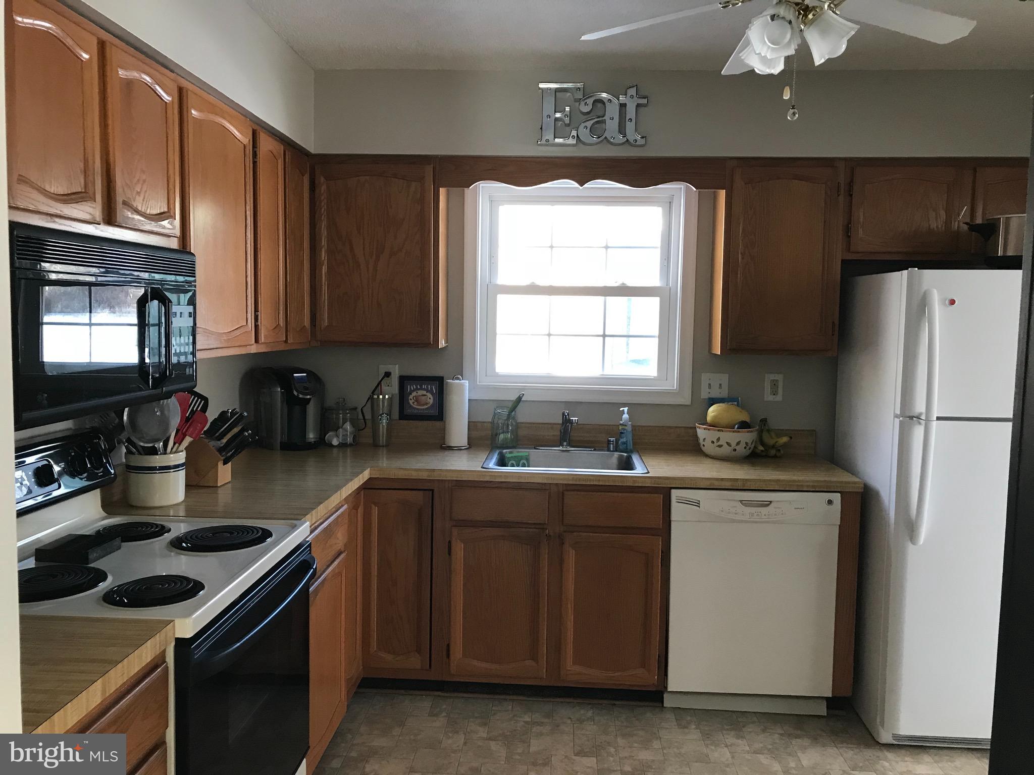 CLARKS RUN - Residential Lease