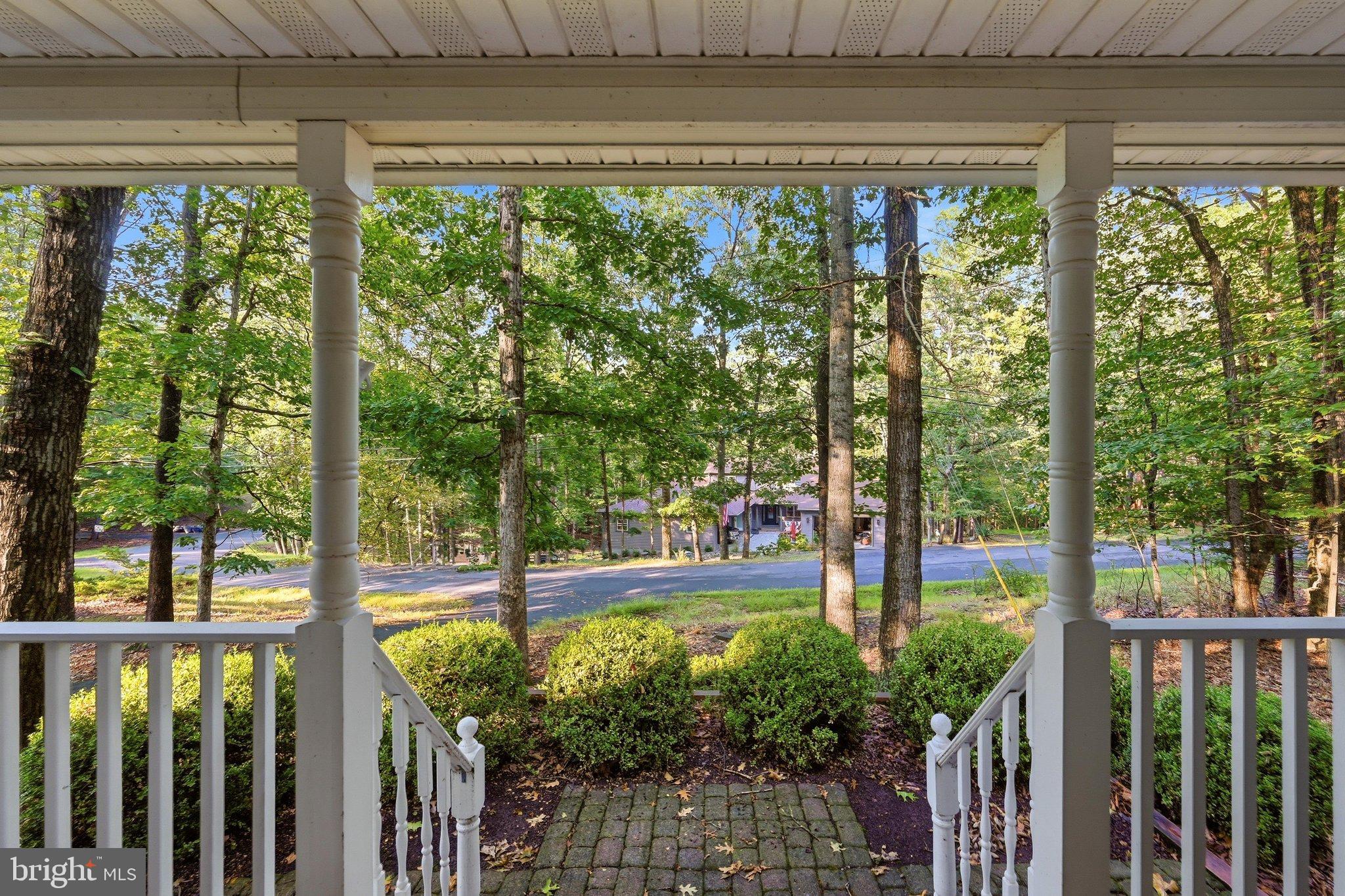 1314 LAKEVIEW DRIVE