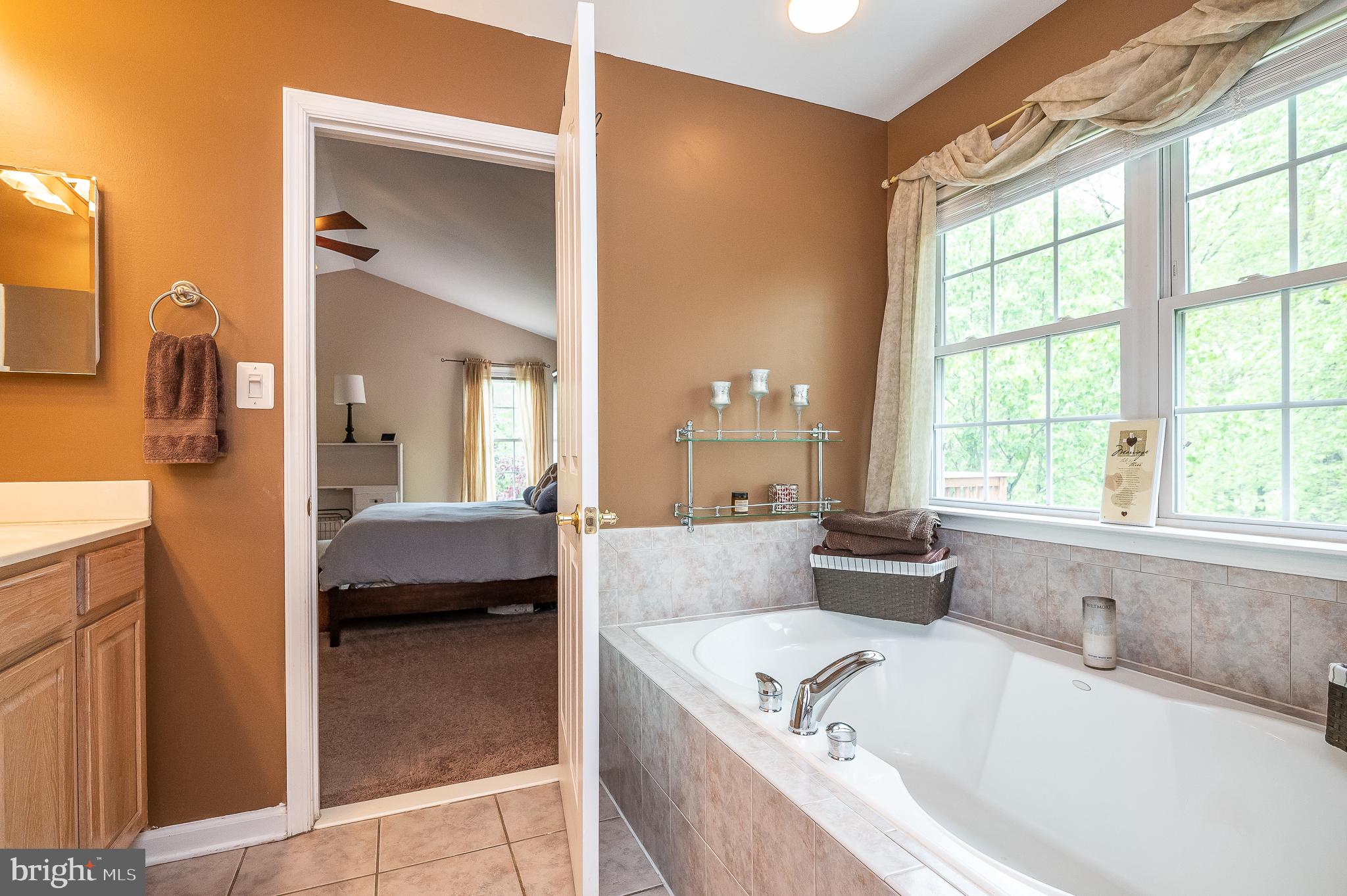 SCOTT GARDENS - Residential