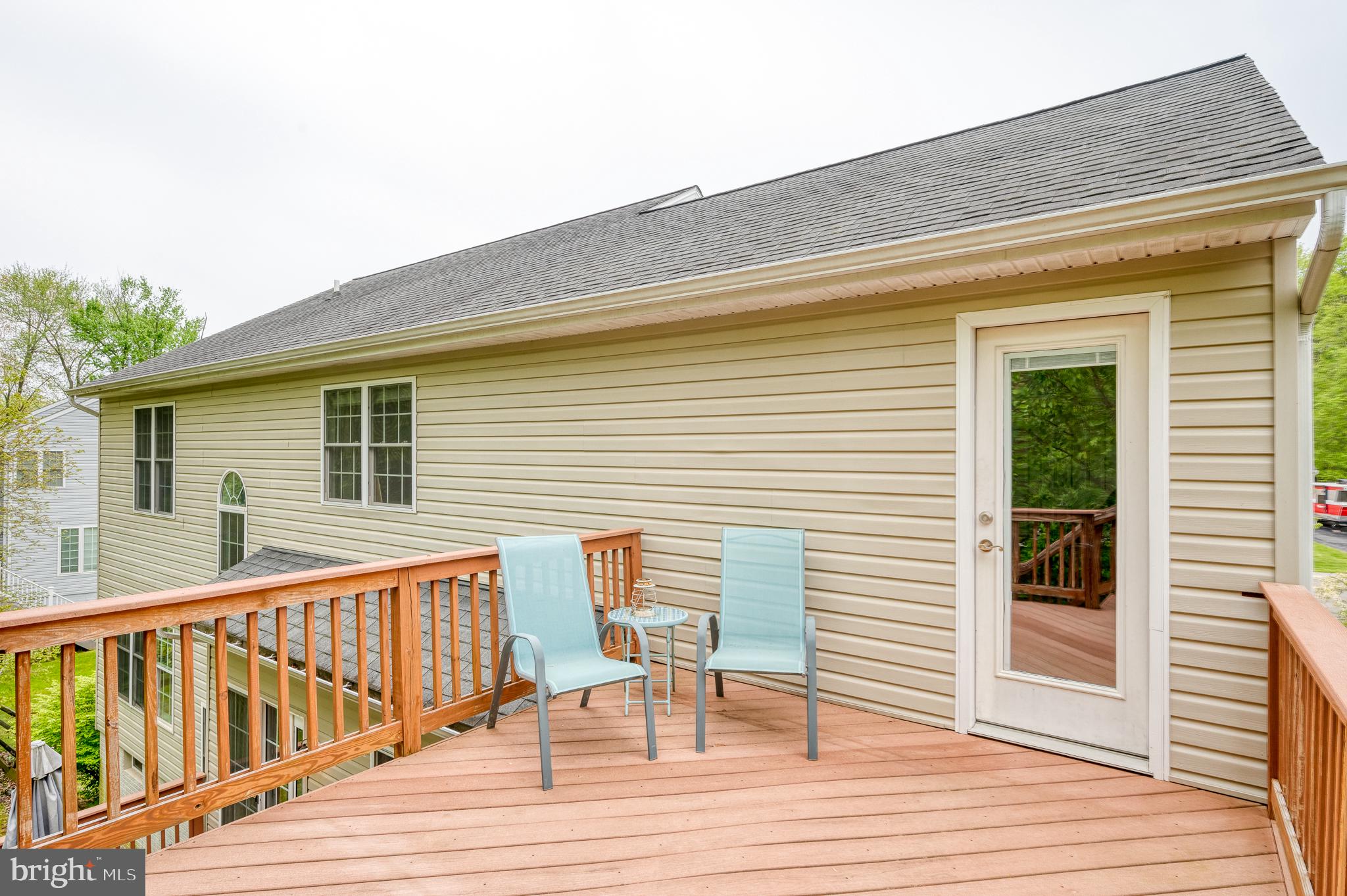 SCOTT GARDENS - Residential