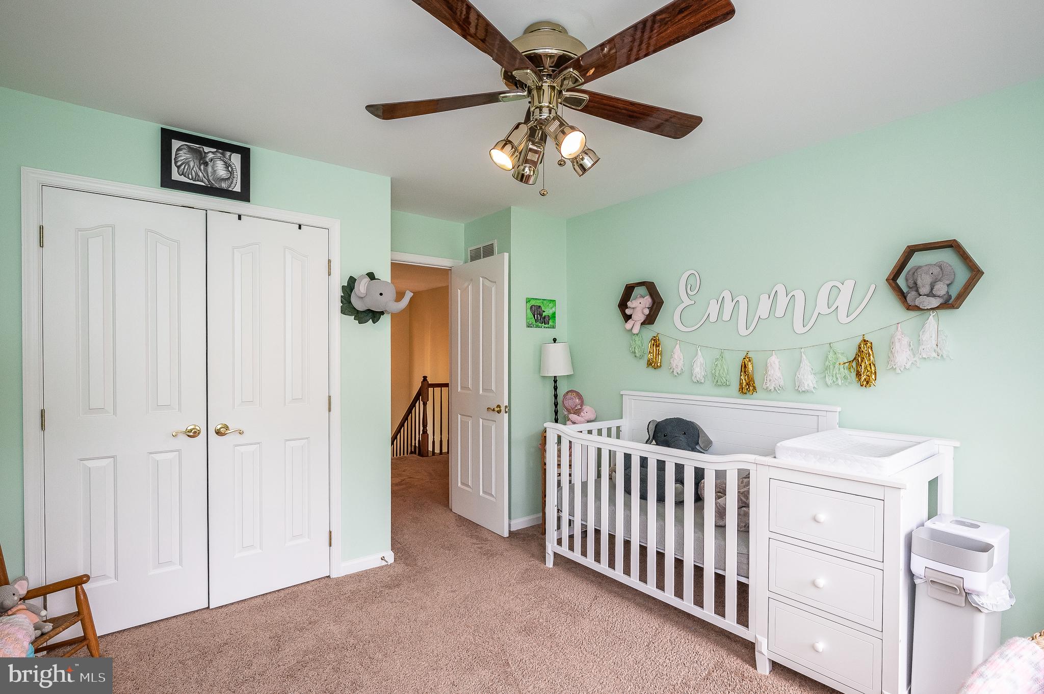 SCOTT GARDENS - Residential