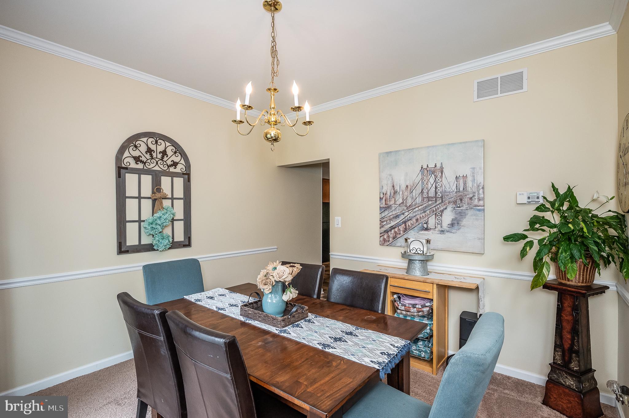 SCOTT GARDENS - Residential