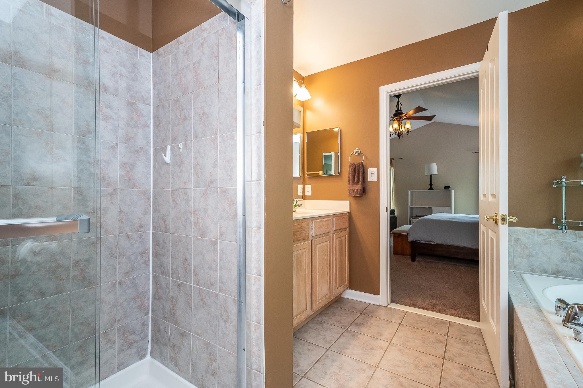 SCOTT GARDENS - Residential