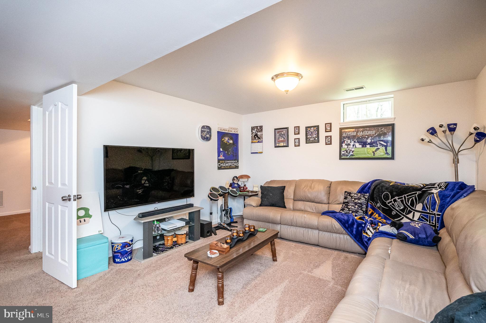 SCOTT GARDENS - Residential