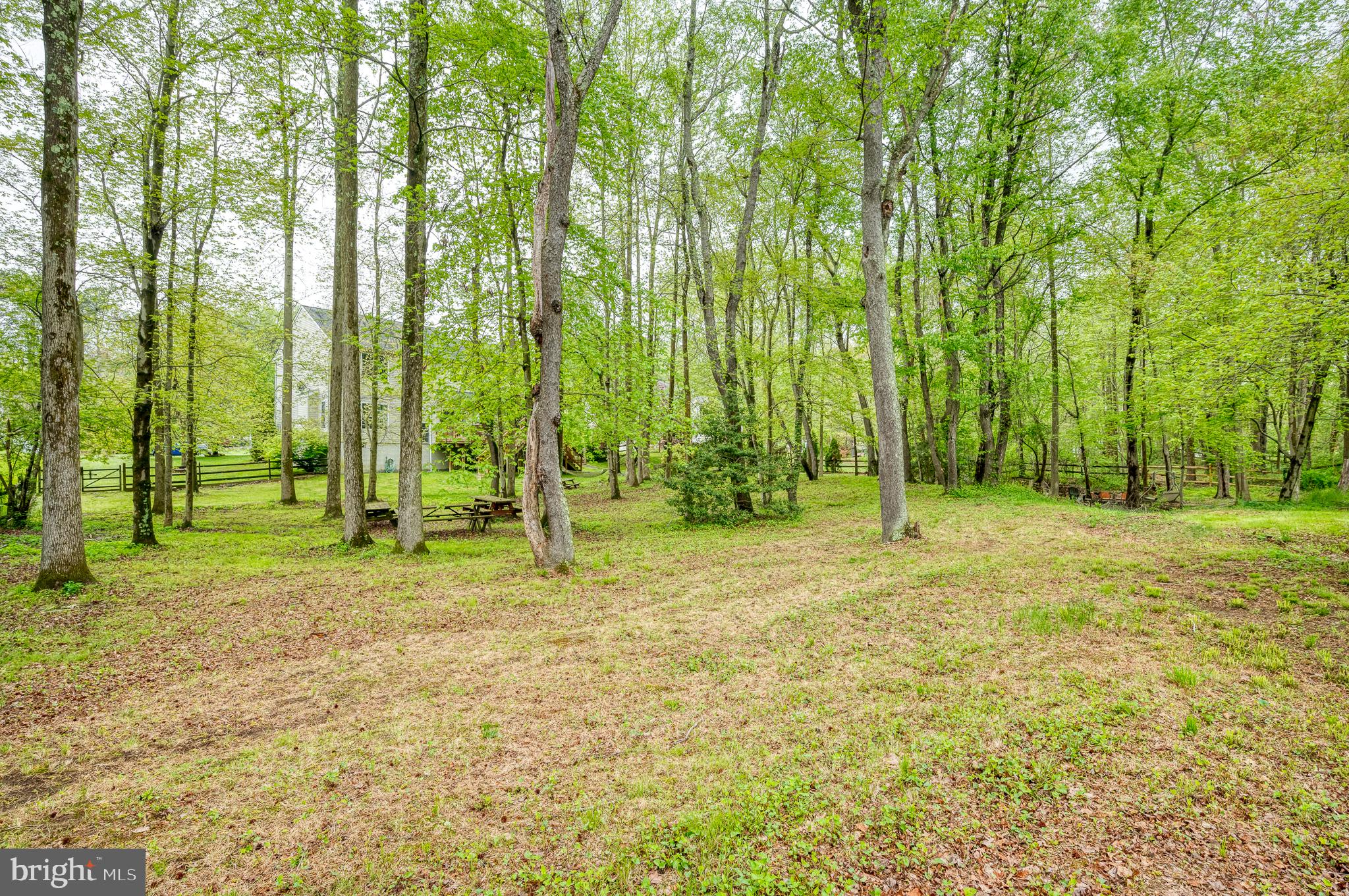 SCOTT GARDENS - Residential