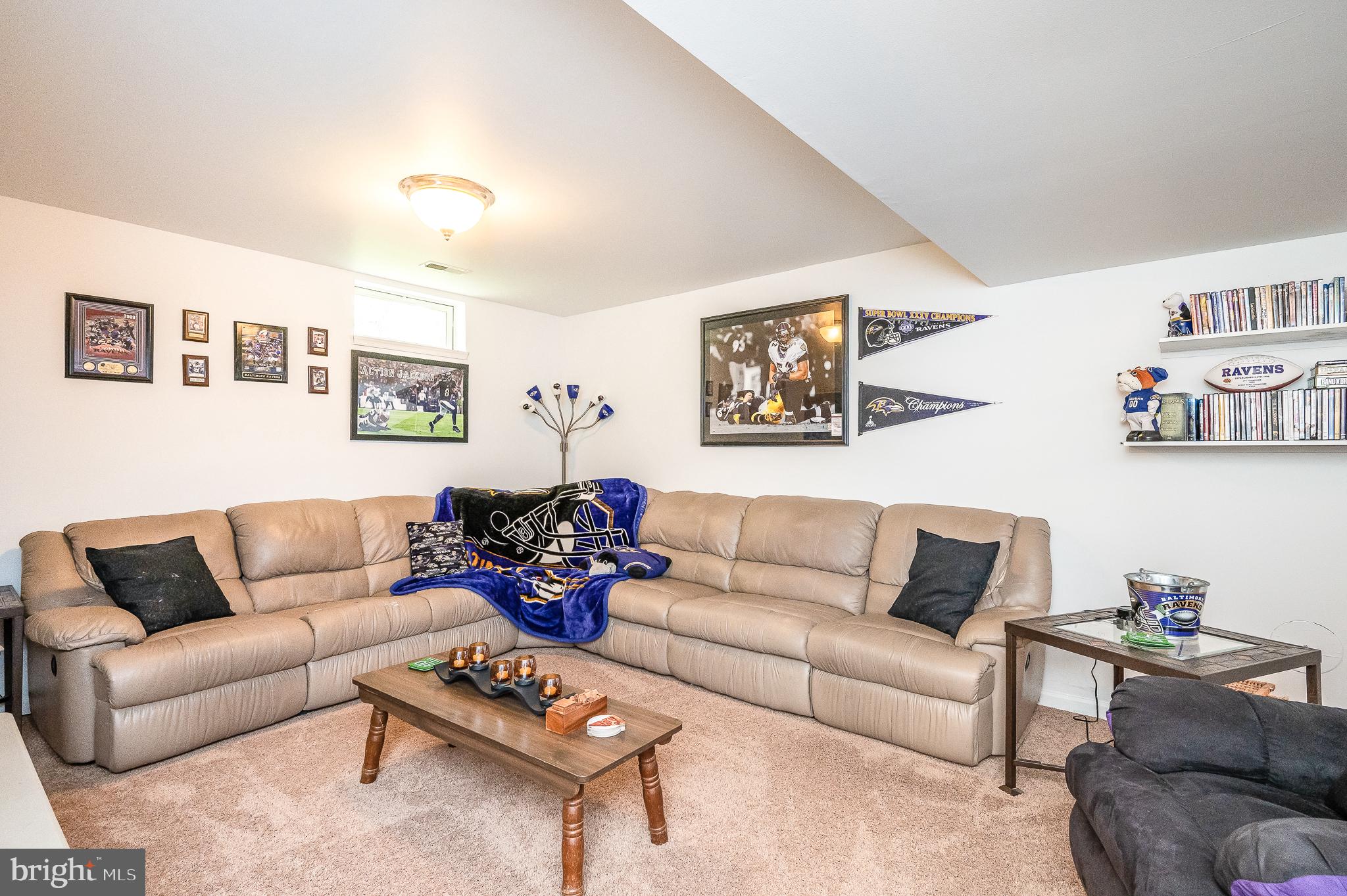 SCOTT GARDENS - Residential