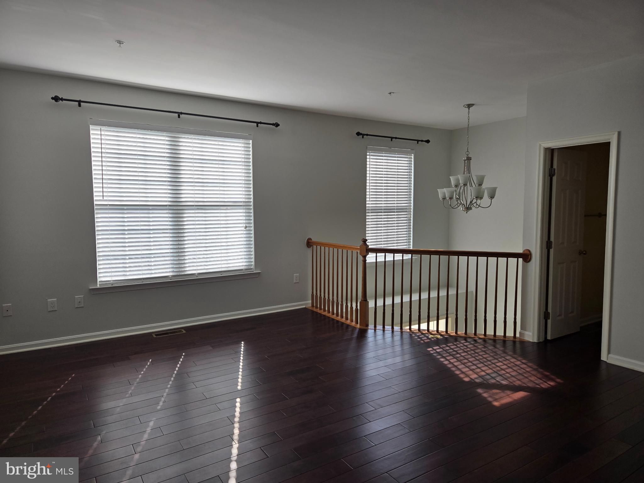 CLARKS CROSSING - Residential