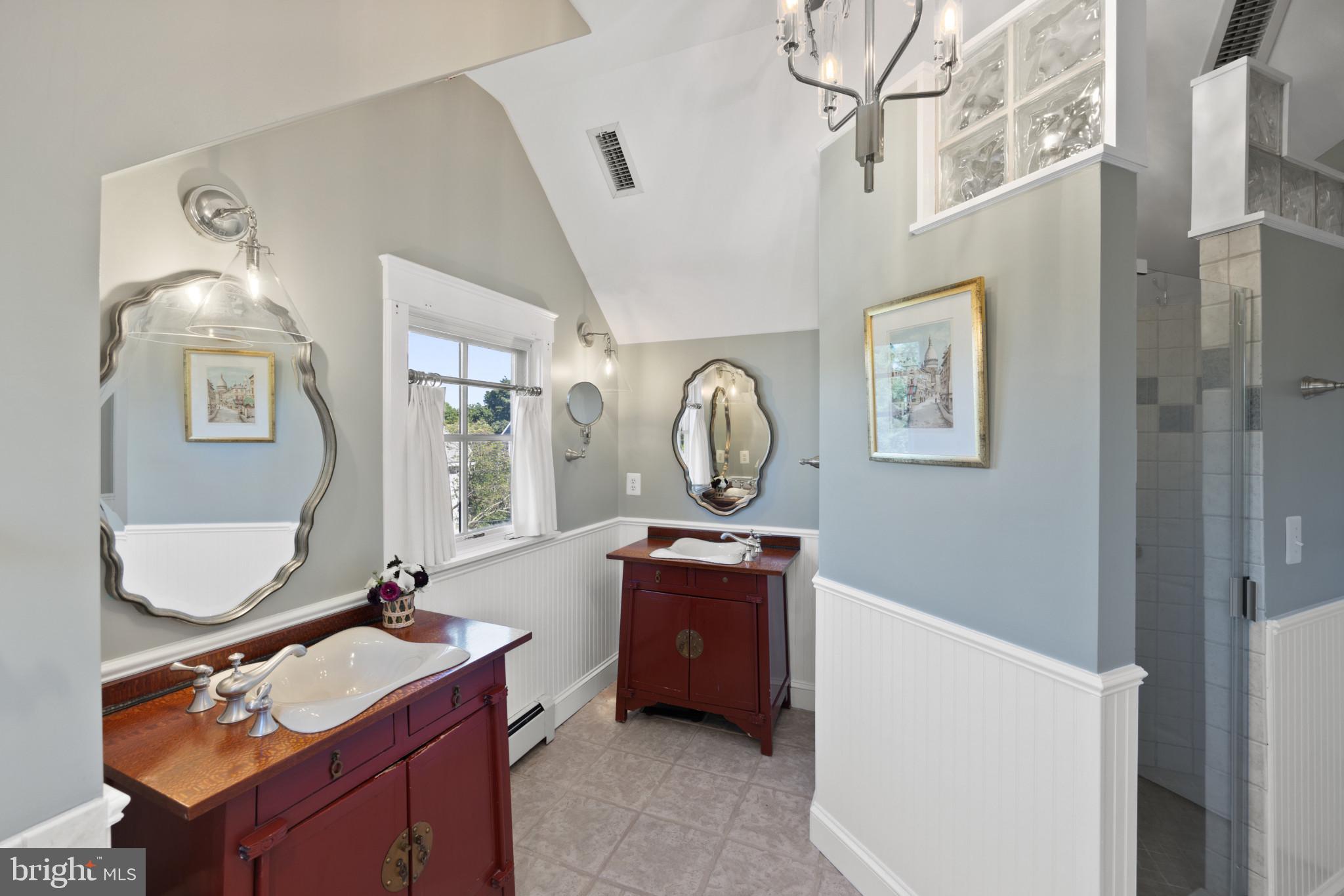 EASTPORT - Residential