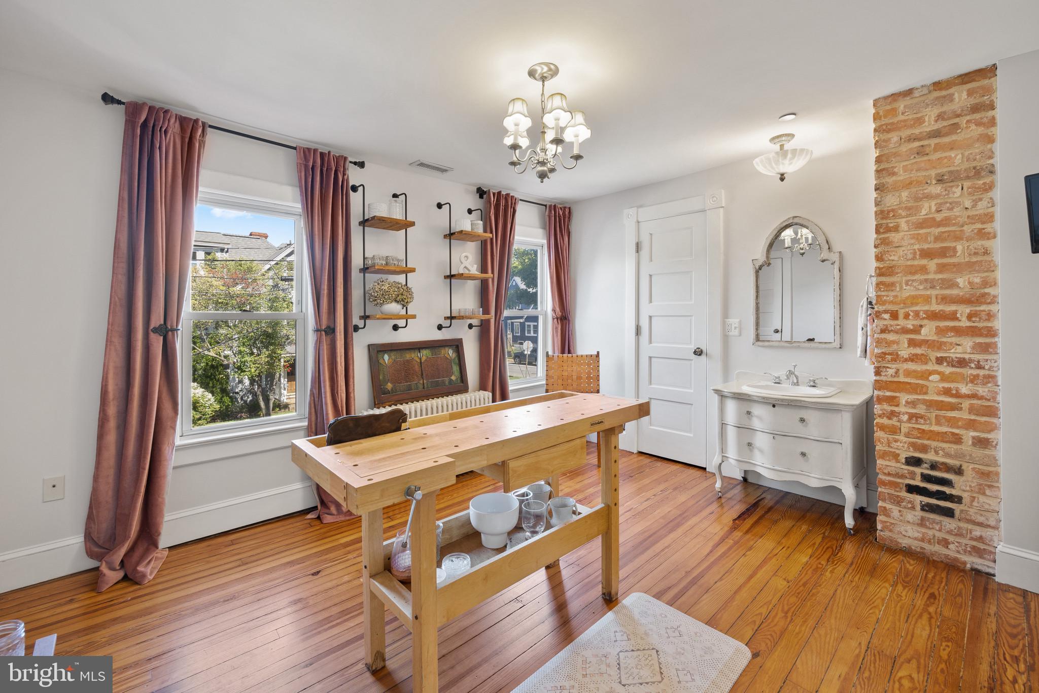 EASTPORT - Residential