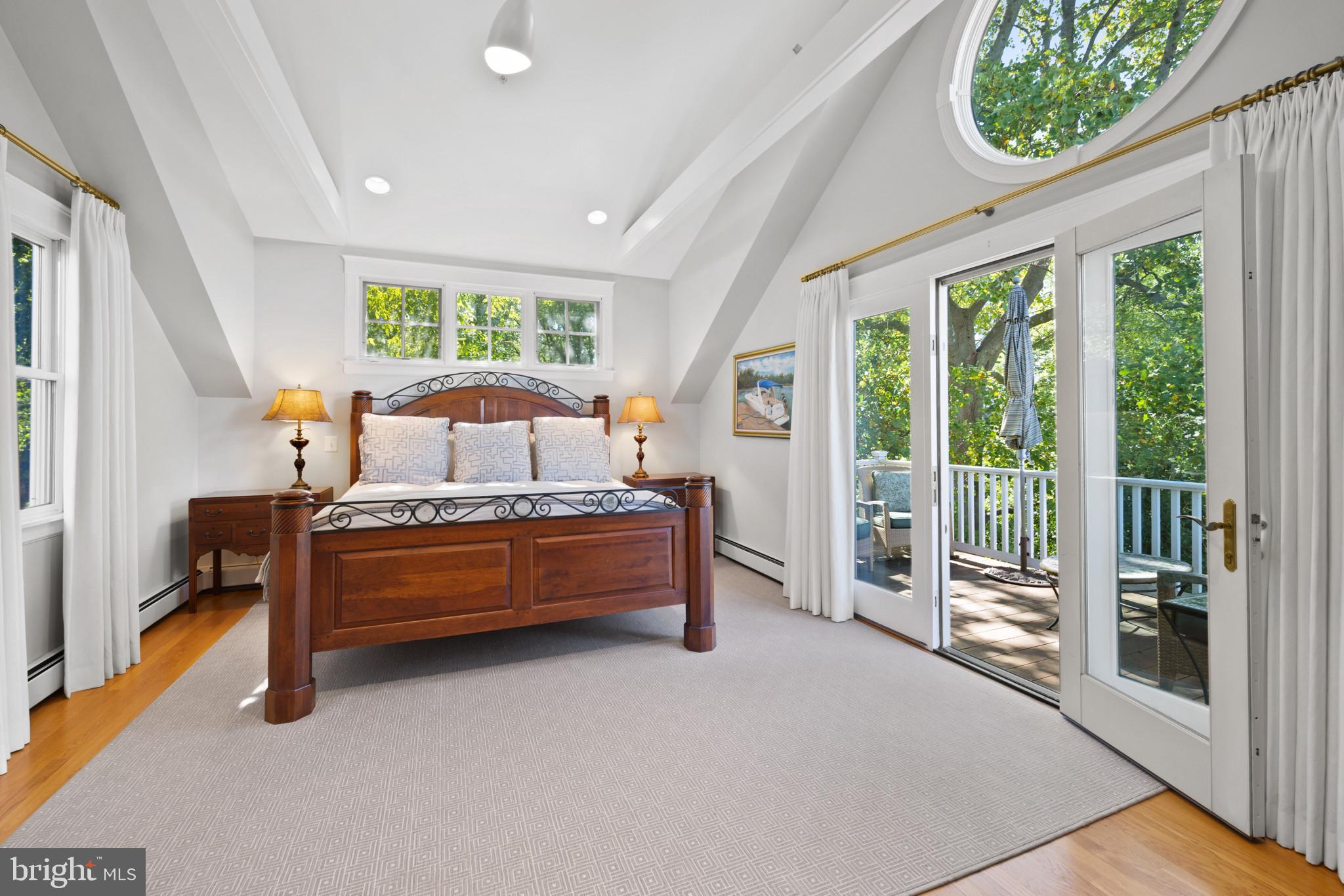 EASTPORT - Residential