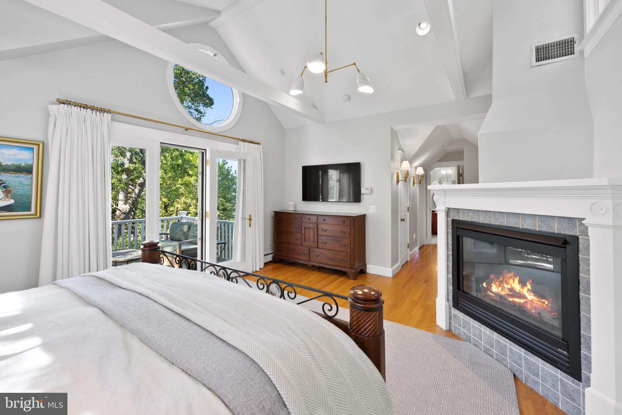 EASTPORT - Residential