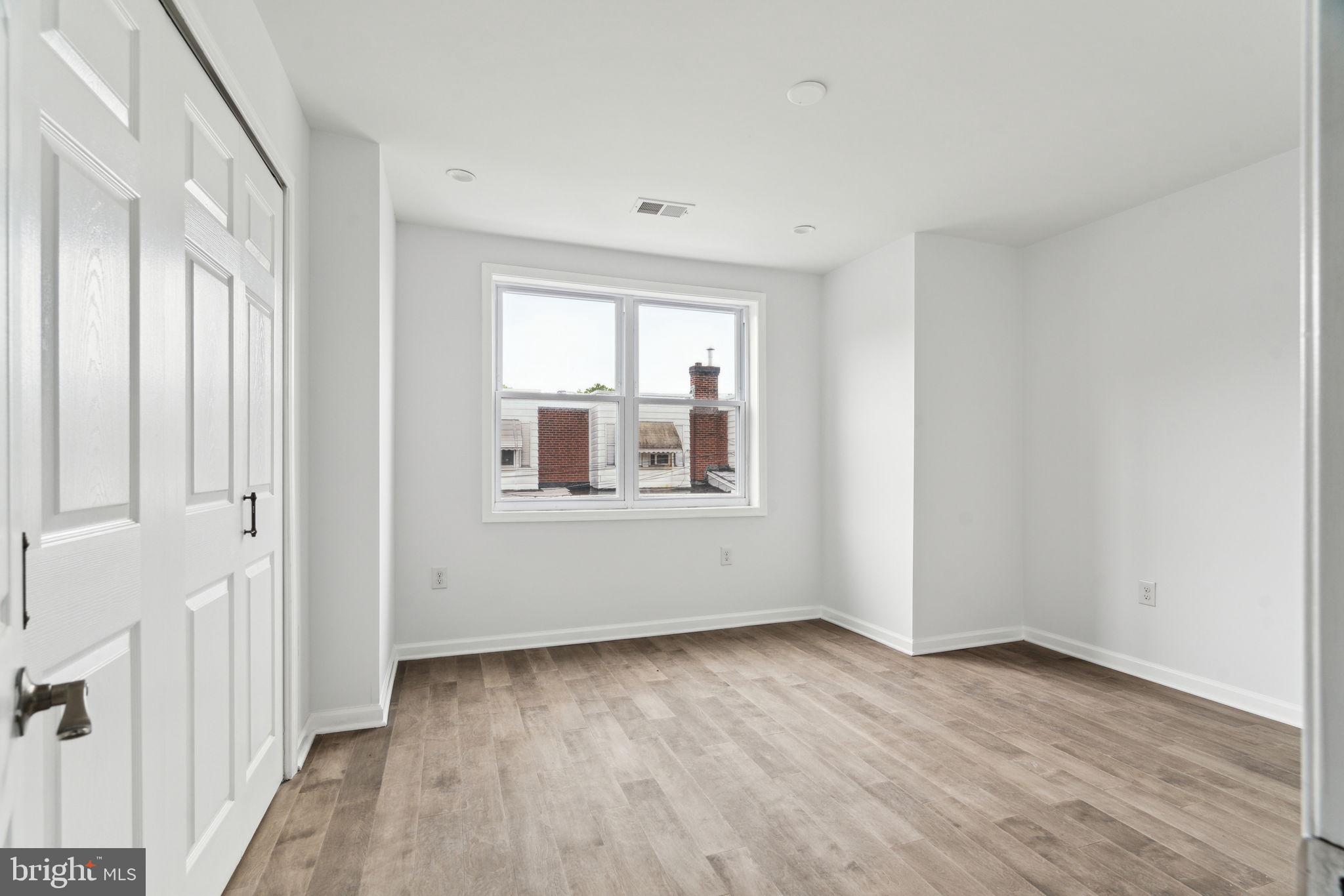 PHILADELPHIA (SOUTH) - Residential