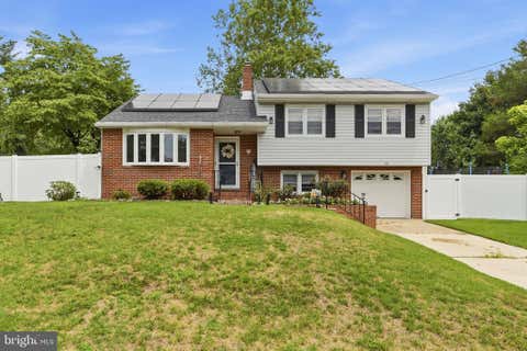 Homes For Sale - 22 Winding Way<br/> MOUNT HOLLY, NJ 08060