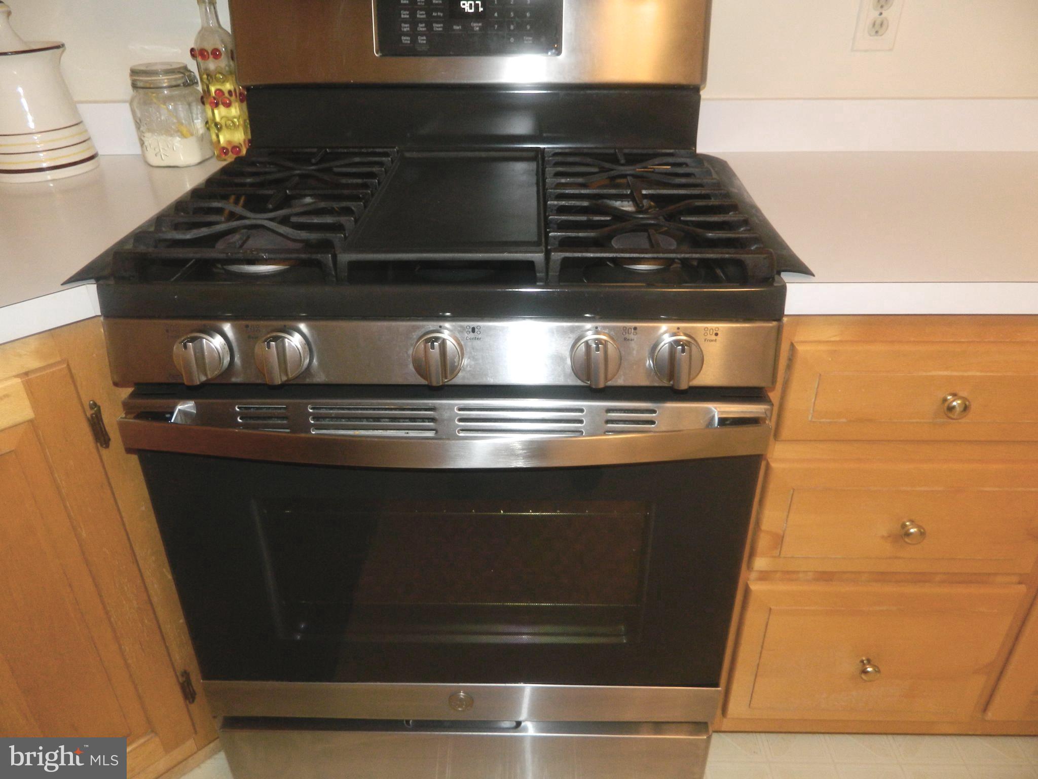 DULANEY TOWERS - Residential Lease