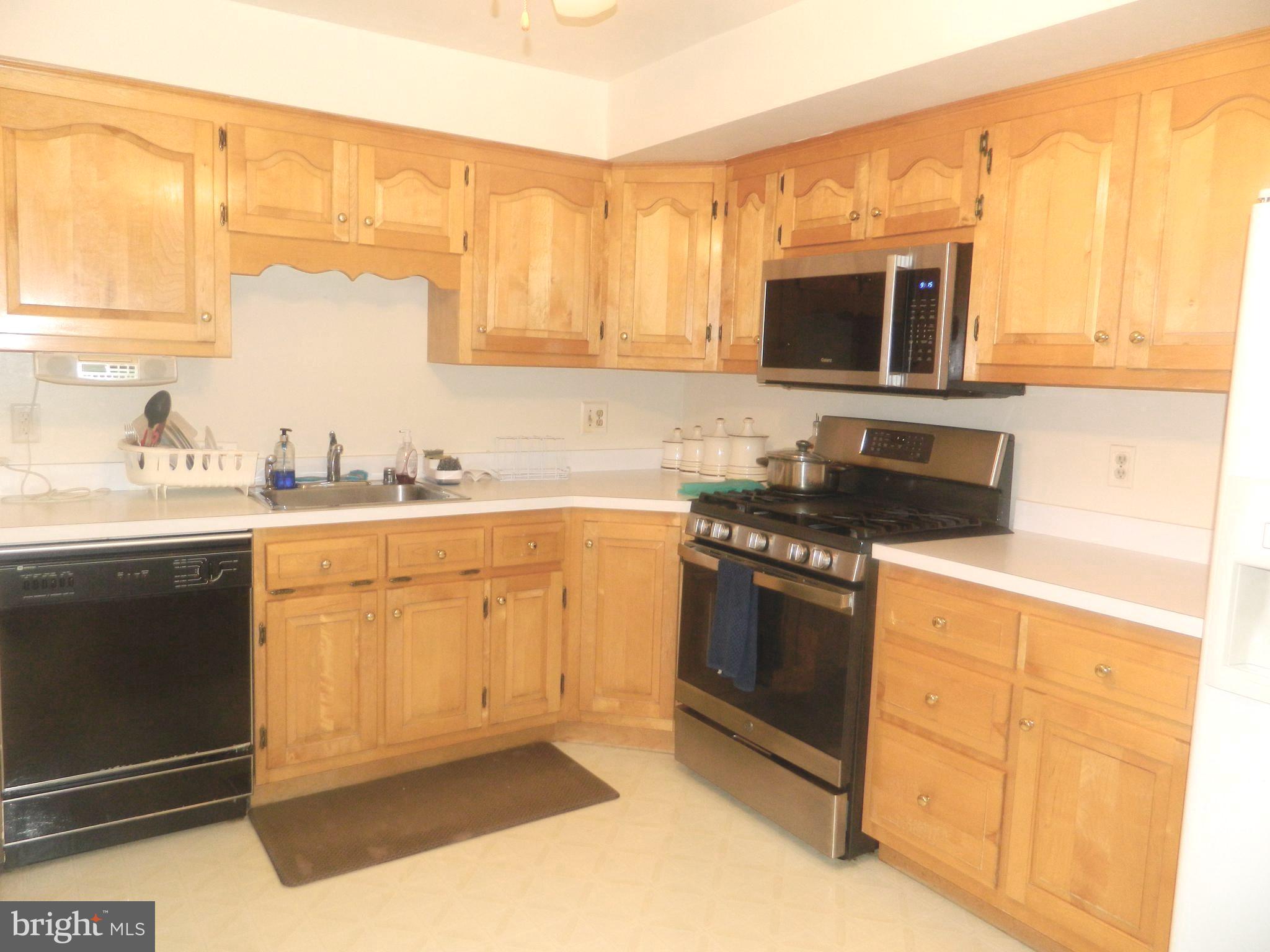 DULANEY TOWERS - Residential Lease