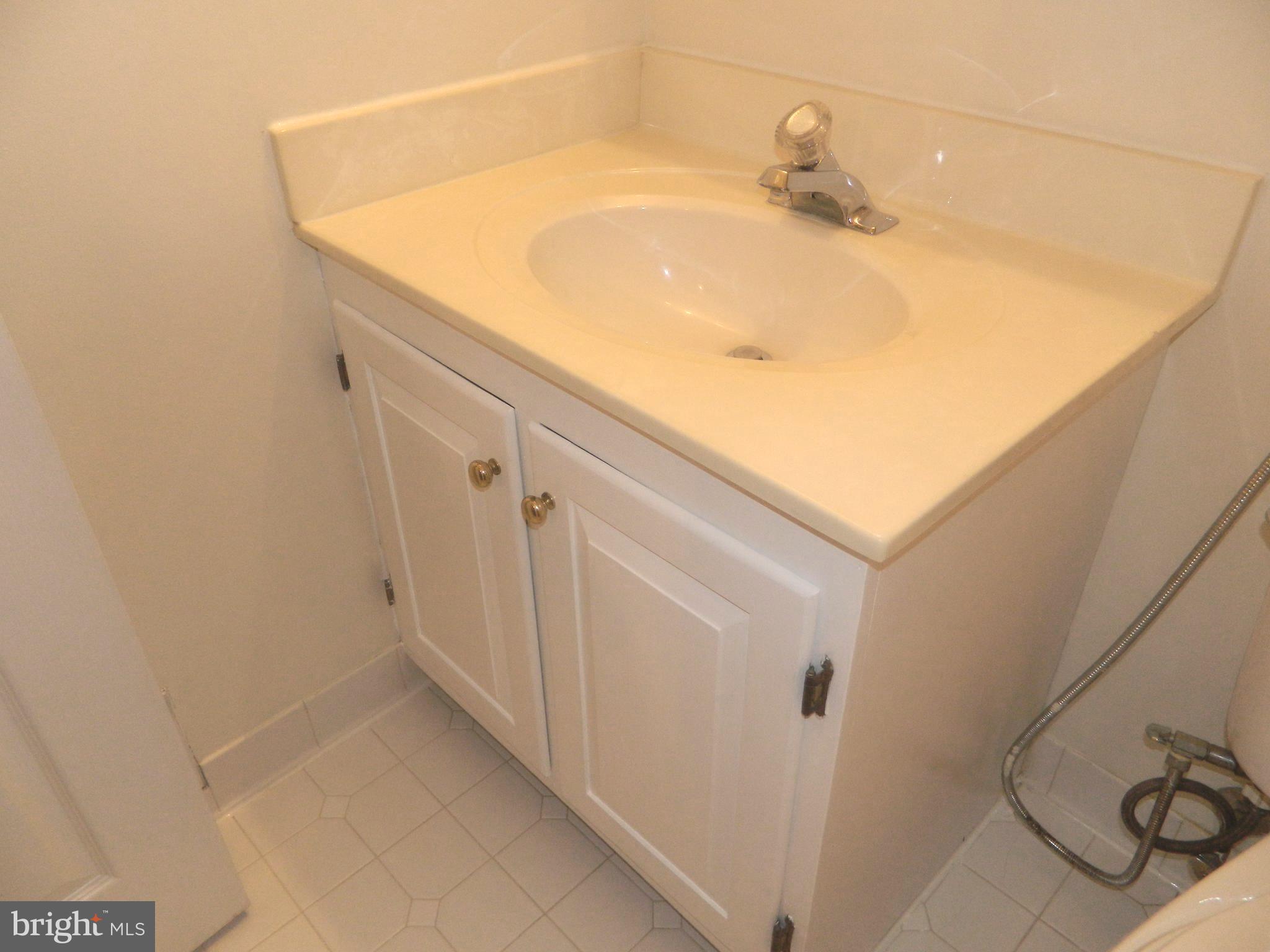 DULANEY TOWERS - Residential Lease