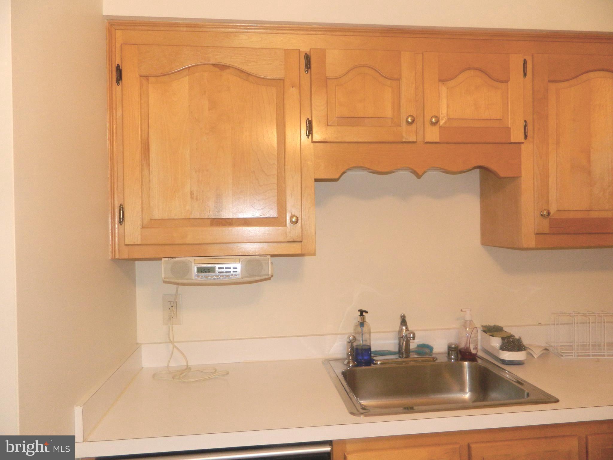 DULANEY TOWERS - Residential Lease