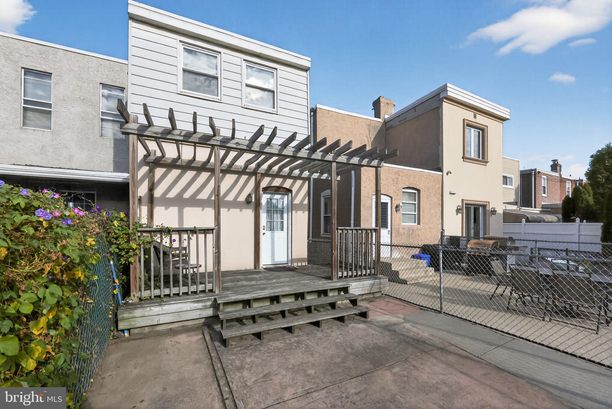 PORT RICHMOND - Residential