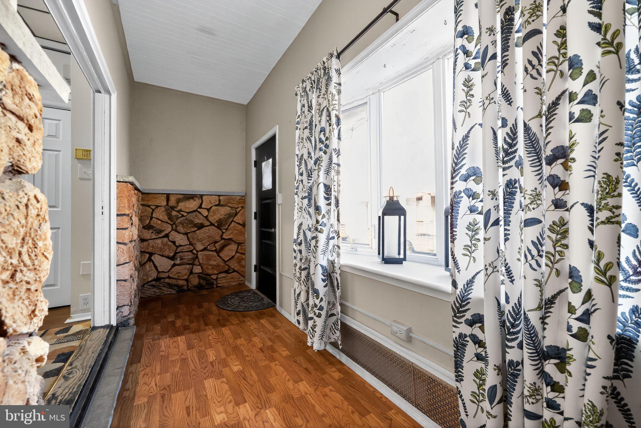 PORT RICHMOND - Residential