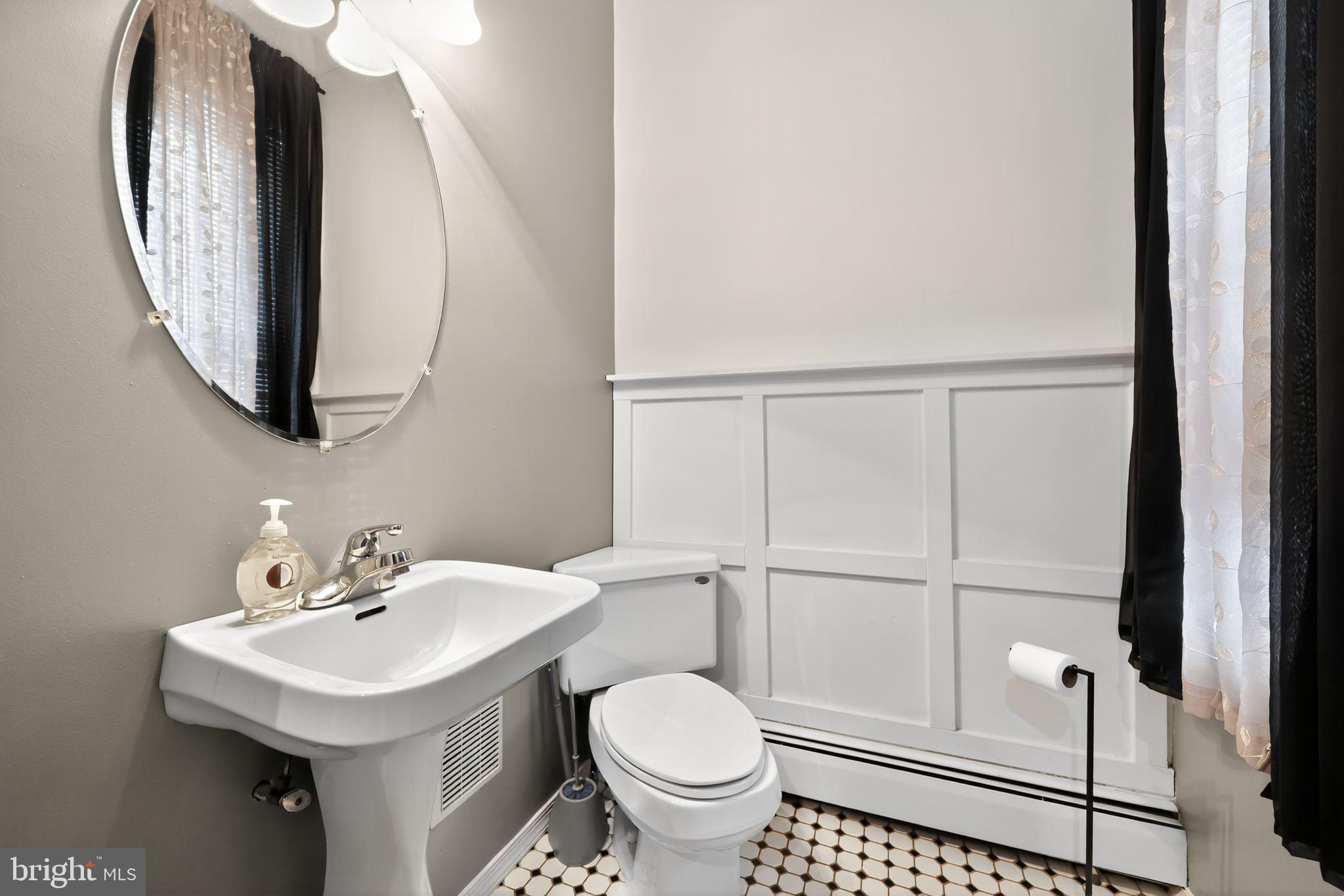 PORT RICHMOND - Residential