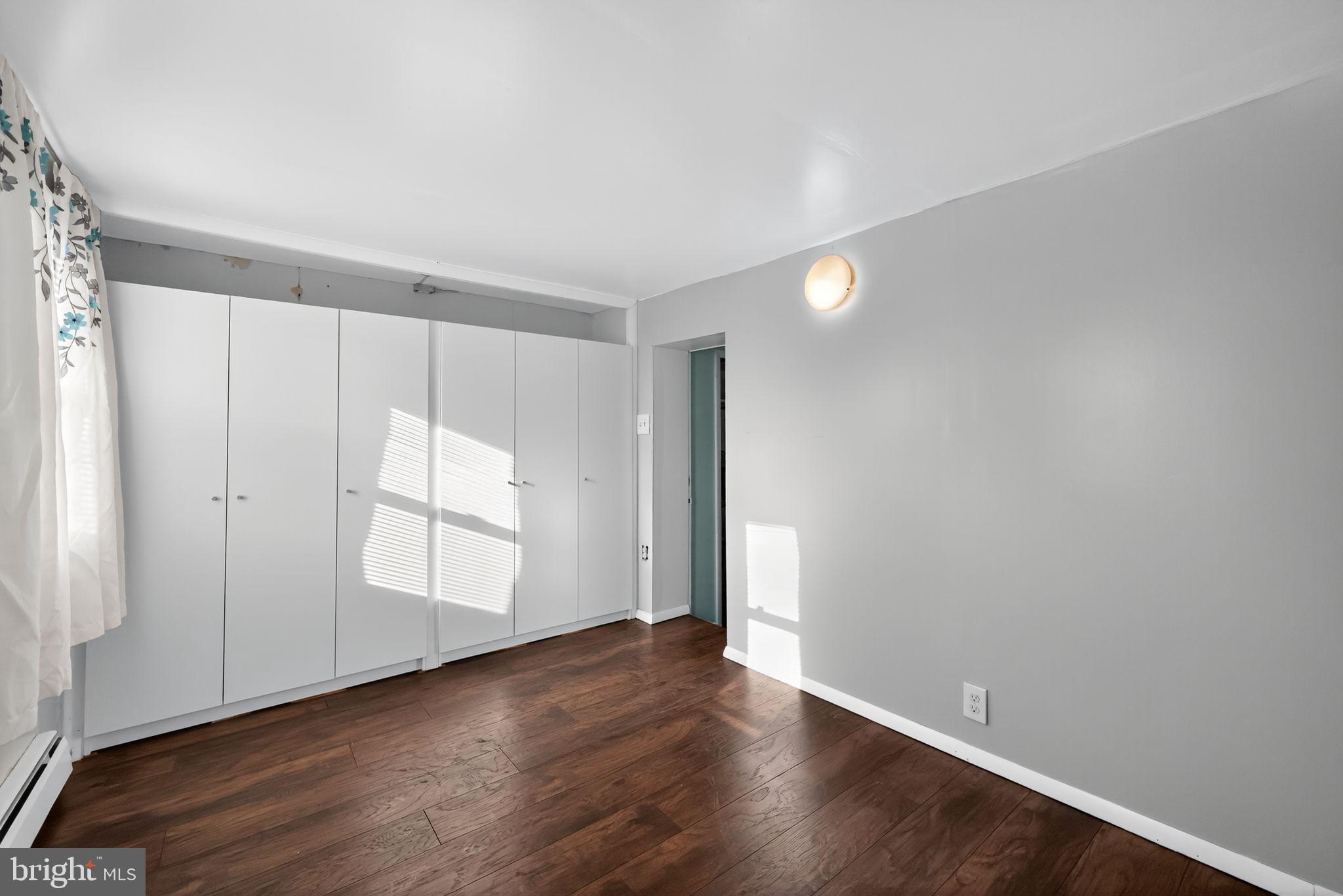 PORT RICHMOND - Residential