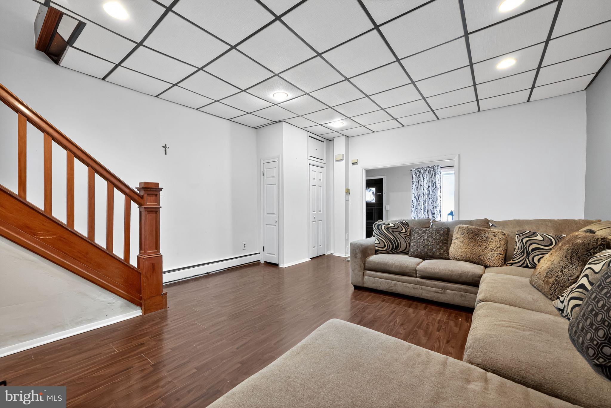 PORT RICHMOND - Residential