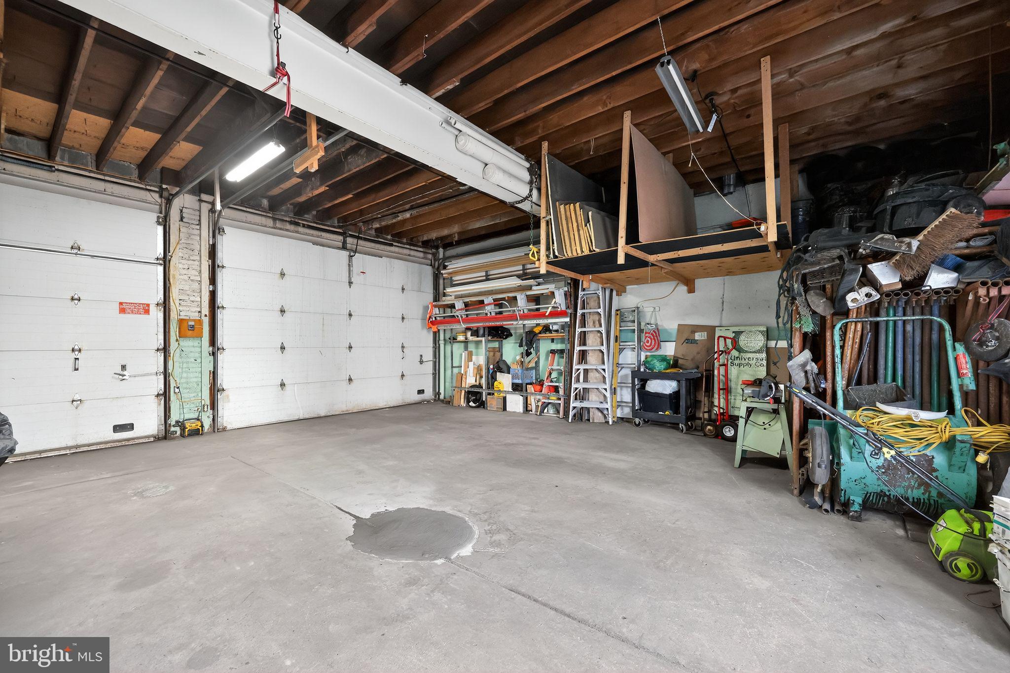 PORT RICHMOND - Residential