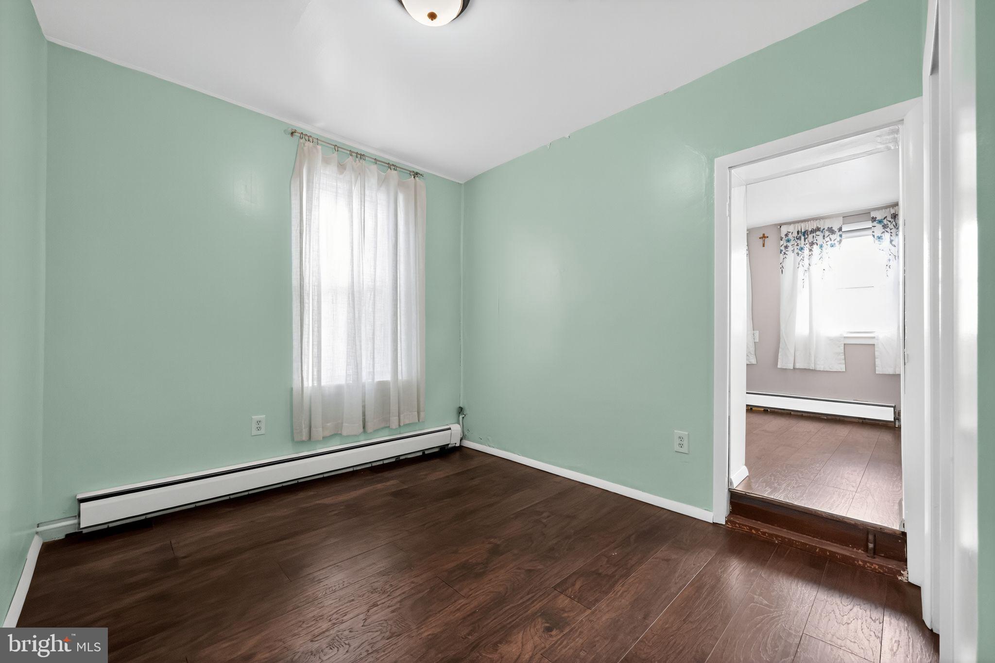 PORT RICHMOND - Residential