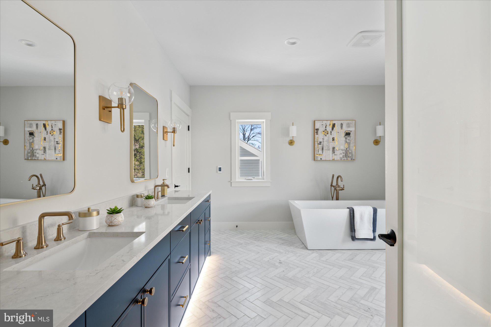 KENT GARDENS - Residential