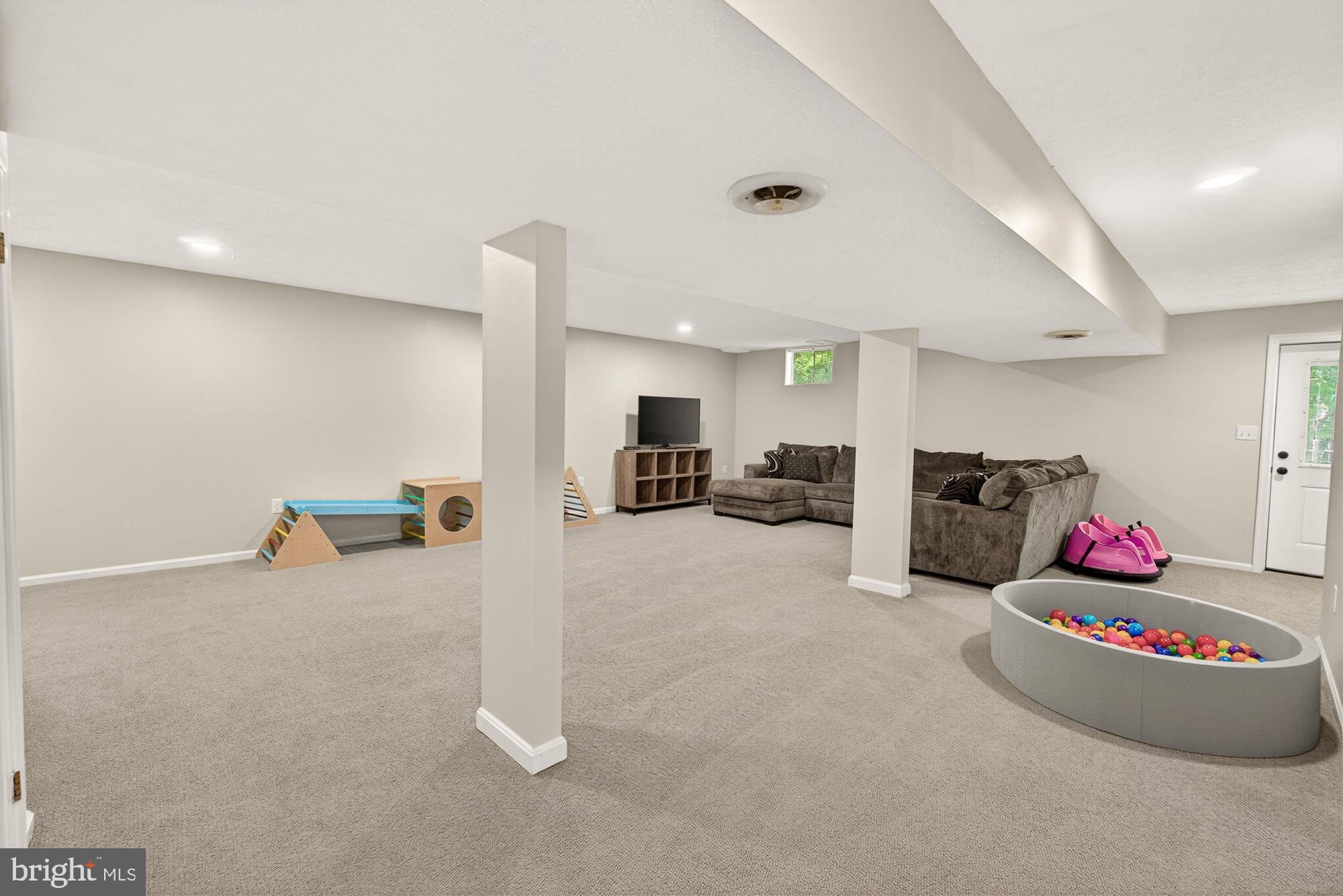 VIRGINIA DARE - Residential