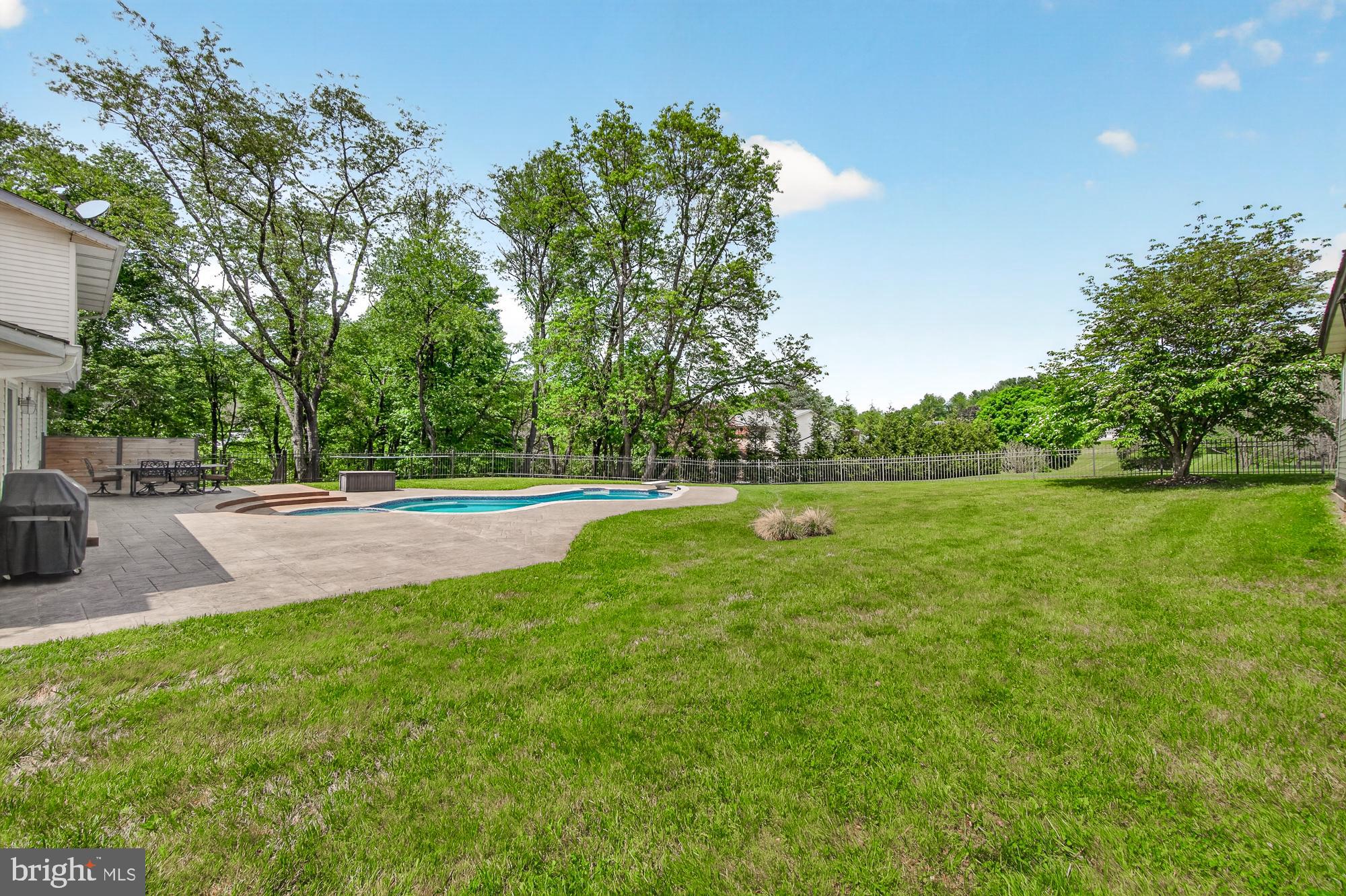 VIRGINIA DARE - Residential