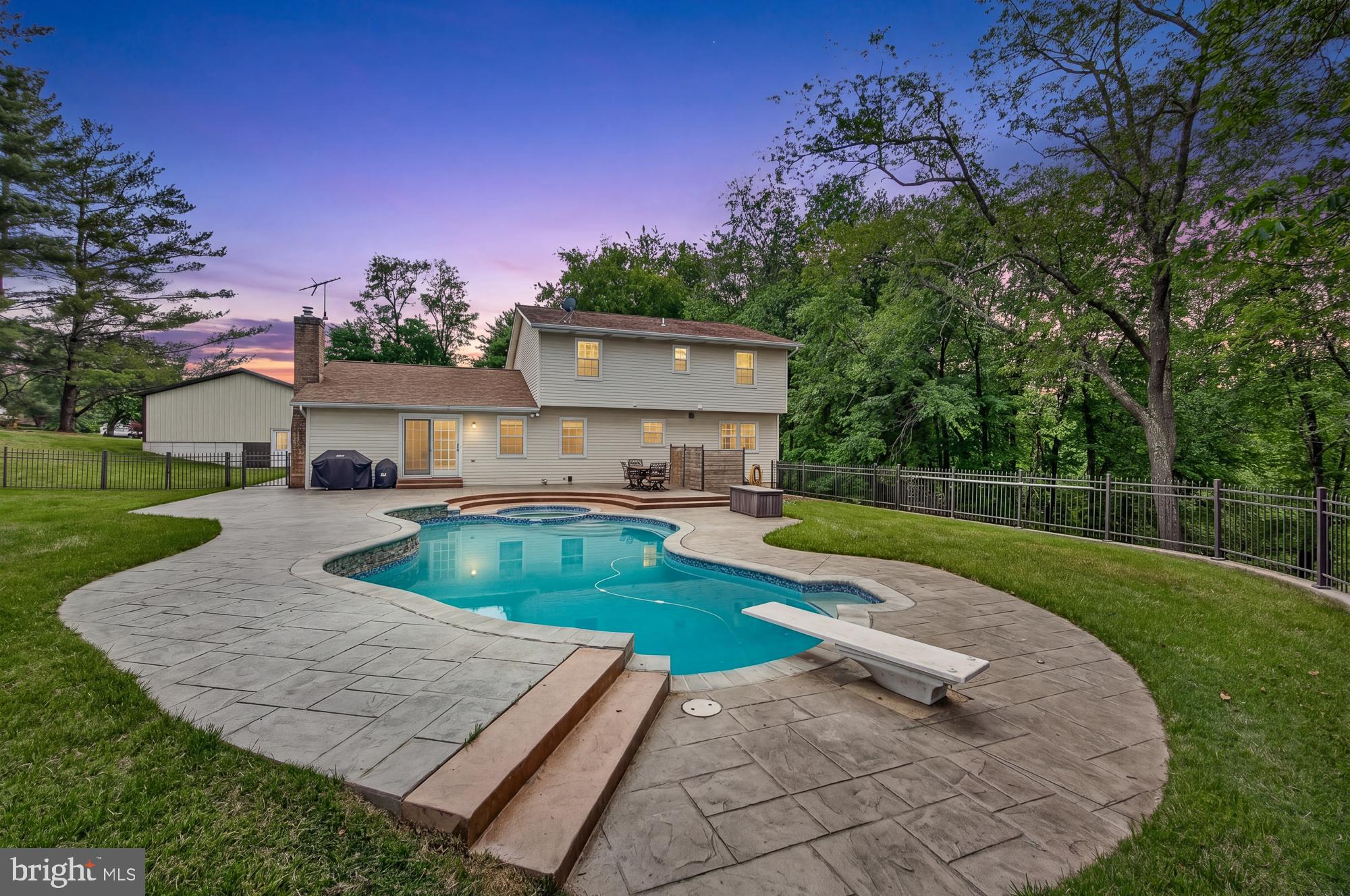 VIRGINIA DARE - Residential