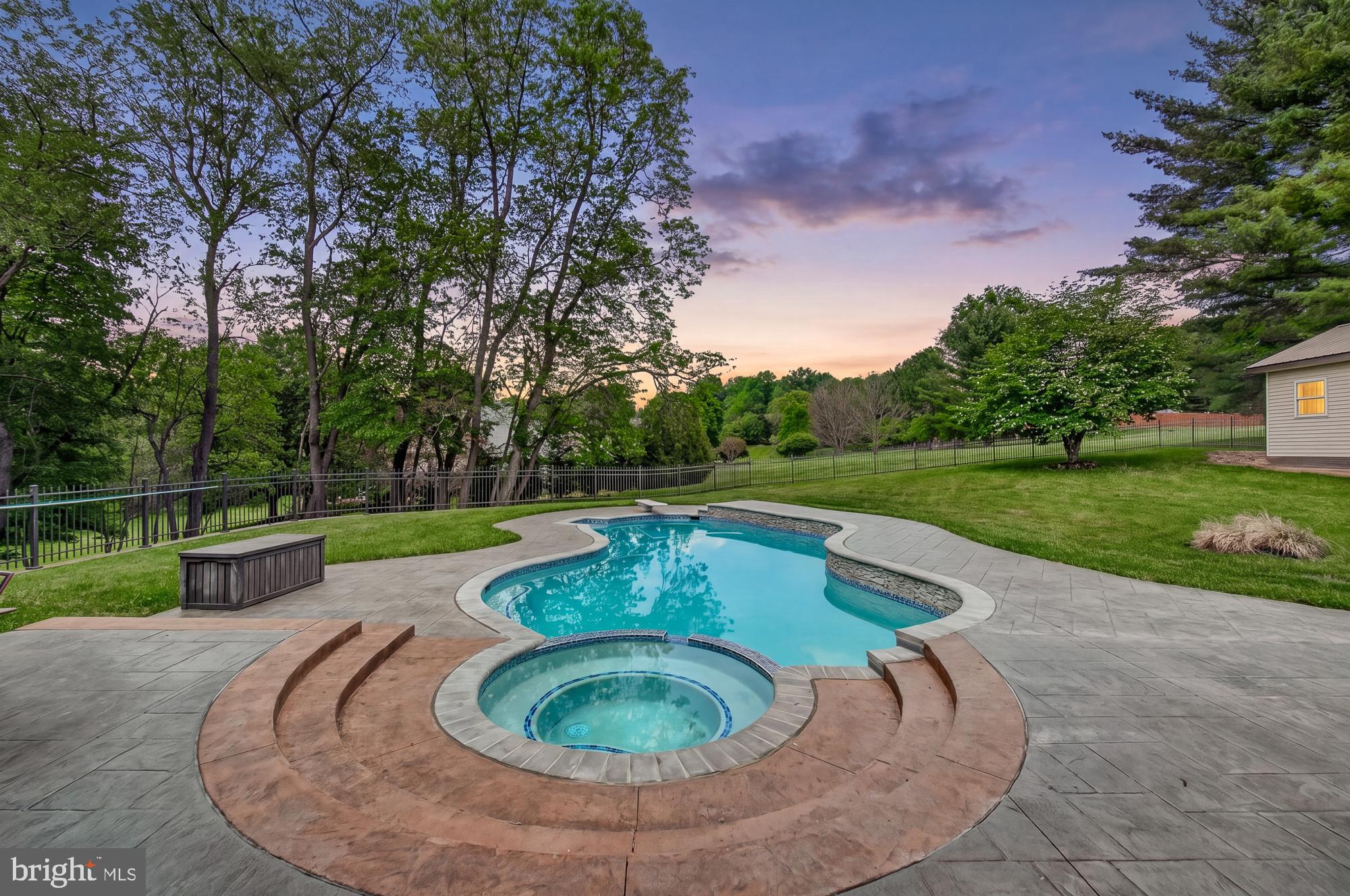VIRGINIA DARE - Residential