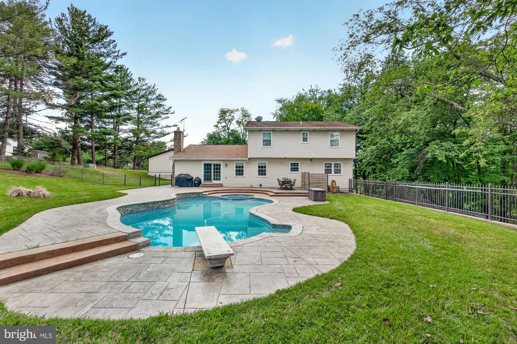 VIRGINIA DARE - Residential