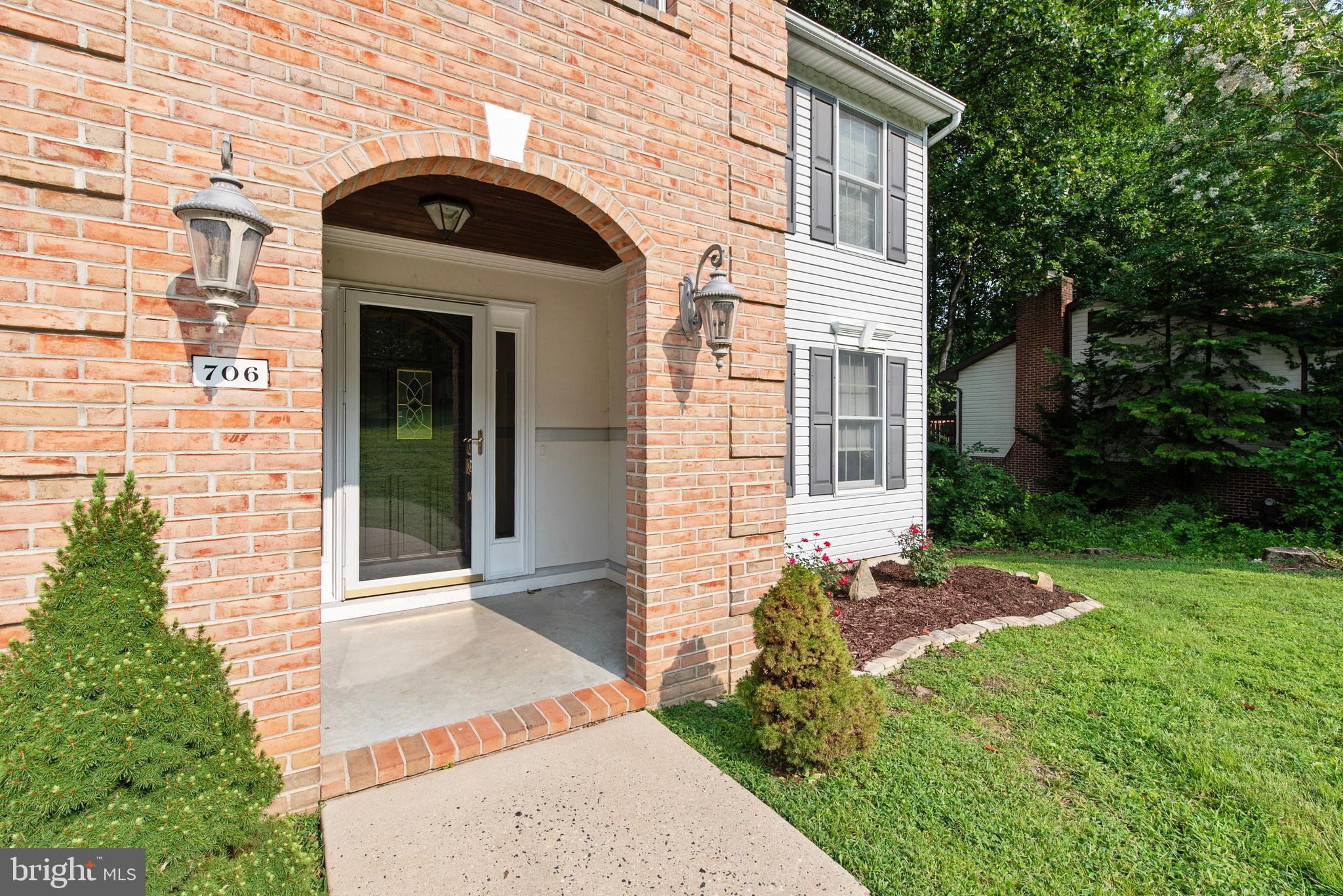 706 GRADY LANE