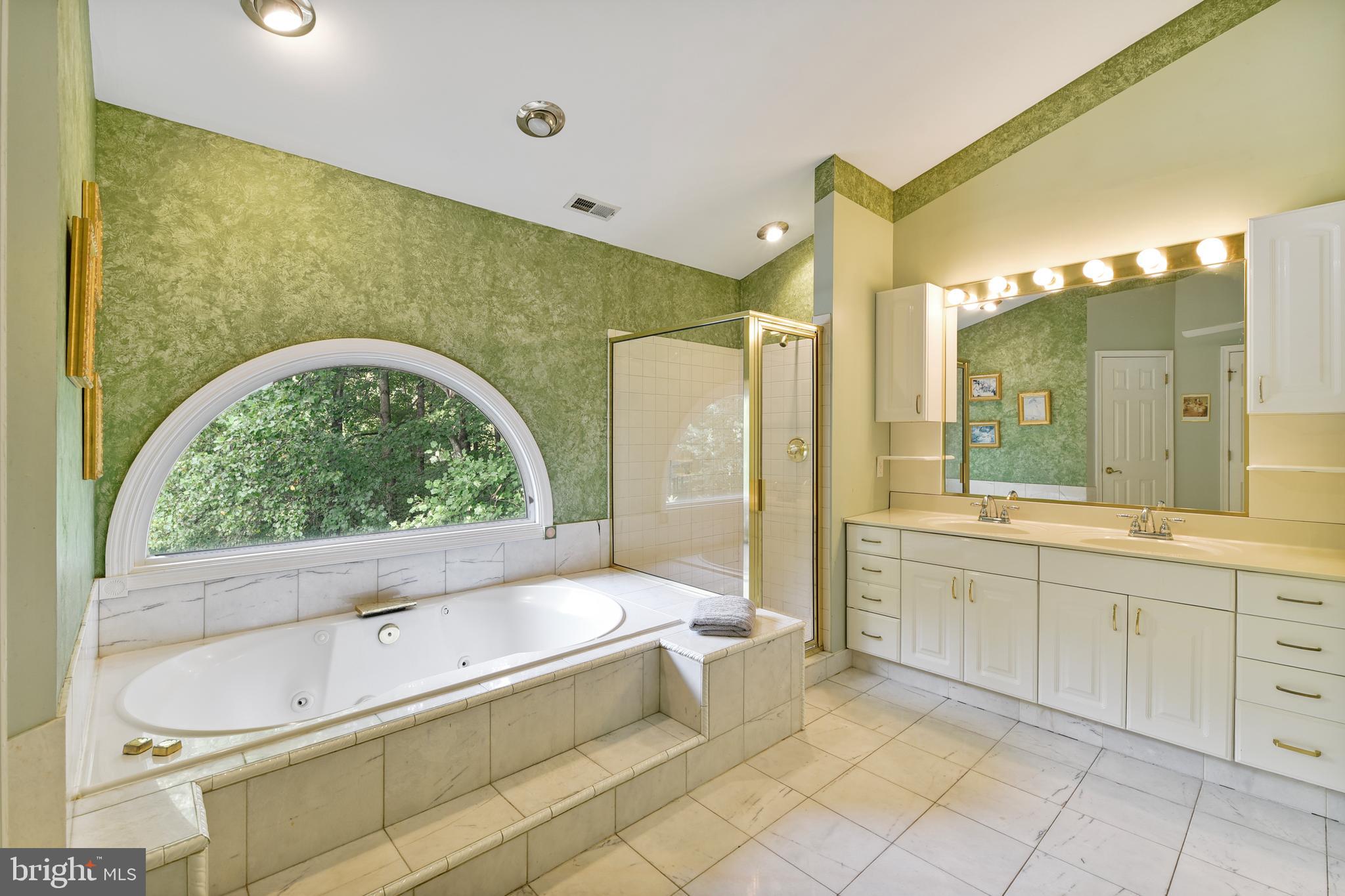 FOX BOW - Residential