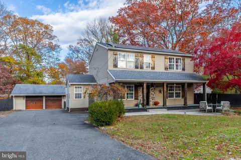 Photo of 211 Hollywood Avenue, MONROEVILLE, NJ 08343 (MLS # NJGL2066406)